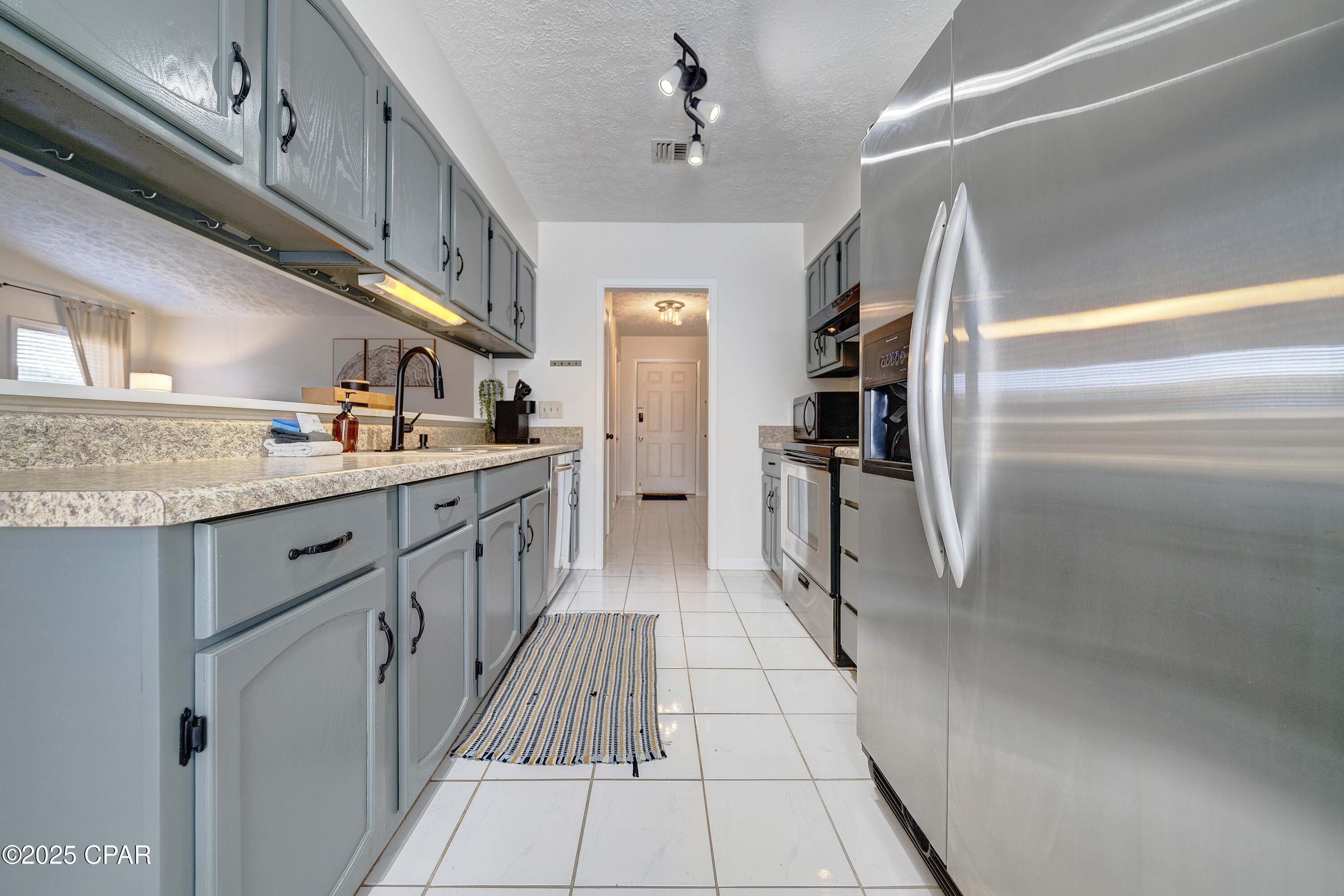 Shoreline Properties#1 - Residential