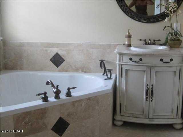 Paradise Grove - Residential