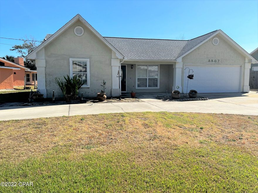 CURRENTLY UNDER CONTRACT, SELLER WILL CONSIDER BACKUP OFFERS' Great one-story home quiet east end of the beach. Great primary or secondary home plus Vacation Rentals allowed. This 3-bedroom home has an open floorplan with a split bedroom design. The great room has a vaulted ceiling w/fireplace. All ceramic tile floors throughout. * Features include updated AC system, Sprinkler system is on a well pump, Extra large 78 x 100 ft lot big enough for the circle drive and double wide driveway. 2-car garage. 1/2 mile from the beach, Capt Anderson's, Grand Marlin and J. Michael's restaurants. 1/4 mile to the lagoon with public boat ramps for access to the gulf.