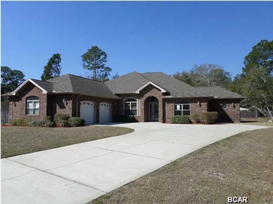 Beautiful all brick well maintained 3 bed 3 bath home located in a very popular Deer Point Lake area. Close proximity to the boat landing. New Stove, interior paint and carpet. Kitchen offers large panty with breakfast bar. The living area has a built in entertainment center and electric fireplace for your enjoyment. Seller will offer an allowance up to $500 to owner occupant Buyer's purchase of a home warranty of their choice. IN ADDITION to normal Buyer closing costs, Buyer pays Doc Stamps on the Deed, closing service fee of $250, electronic recording fee of $27. Seller does not complete mold or problem drywall remediation or provide any type of clearance or certification to the buyer. Closing cost assistance cannot go towards transfer taxes (doc stamps on the deed or