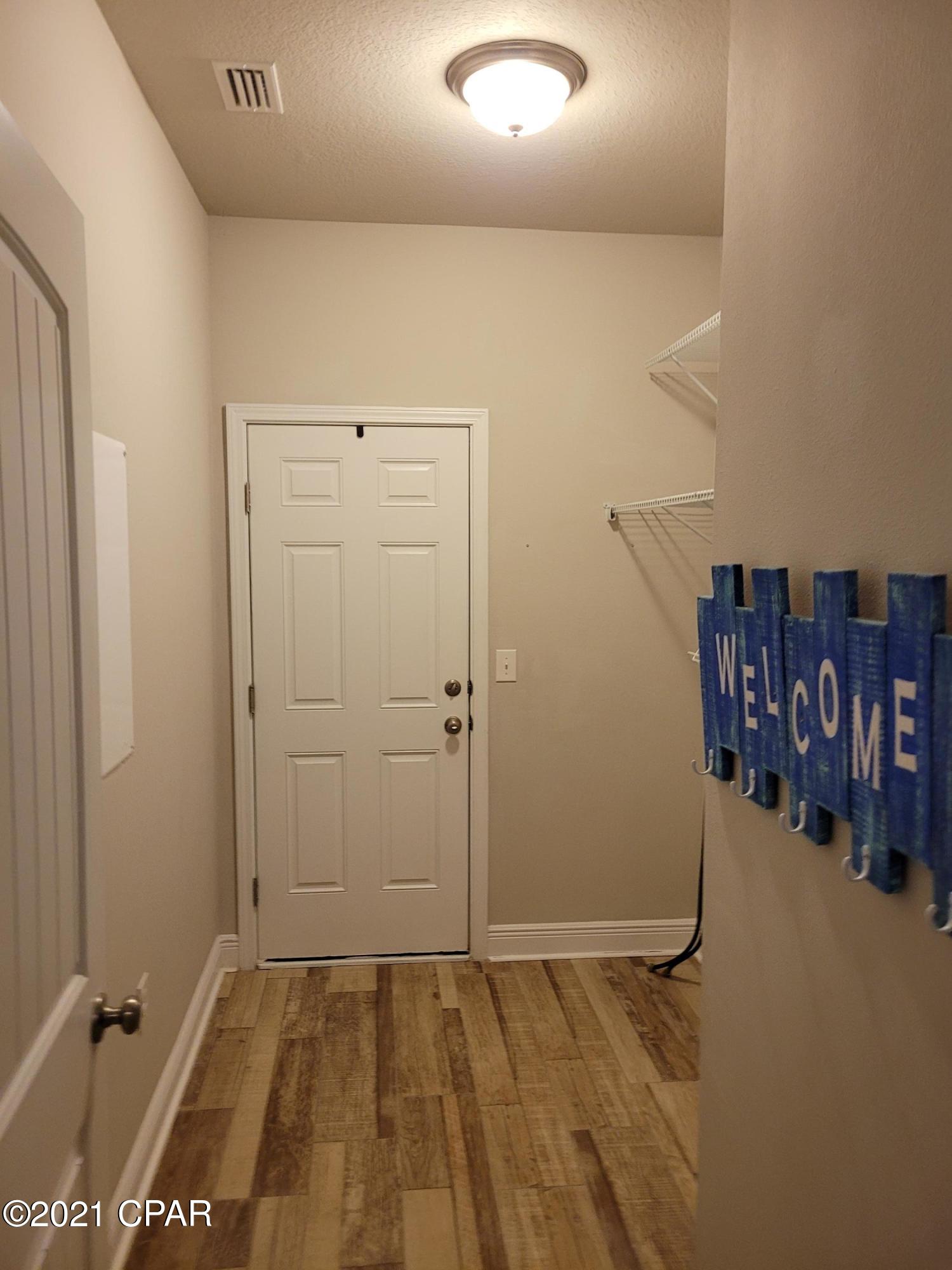 Village Of Mill Bayou/Shoreline Village Ph 1A - Residential Lease