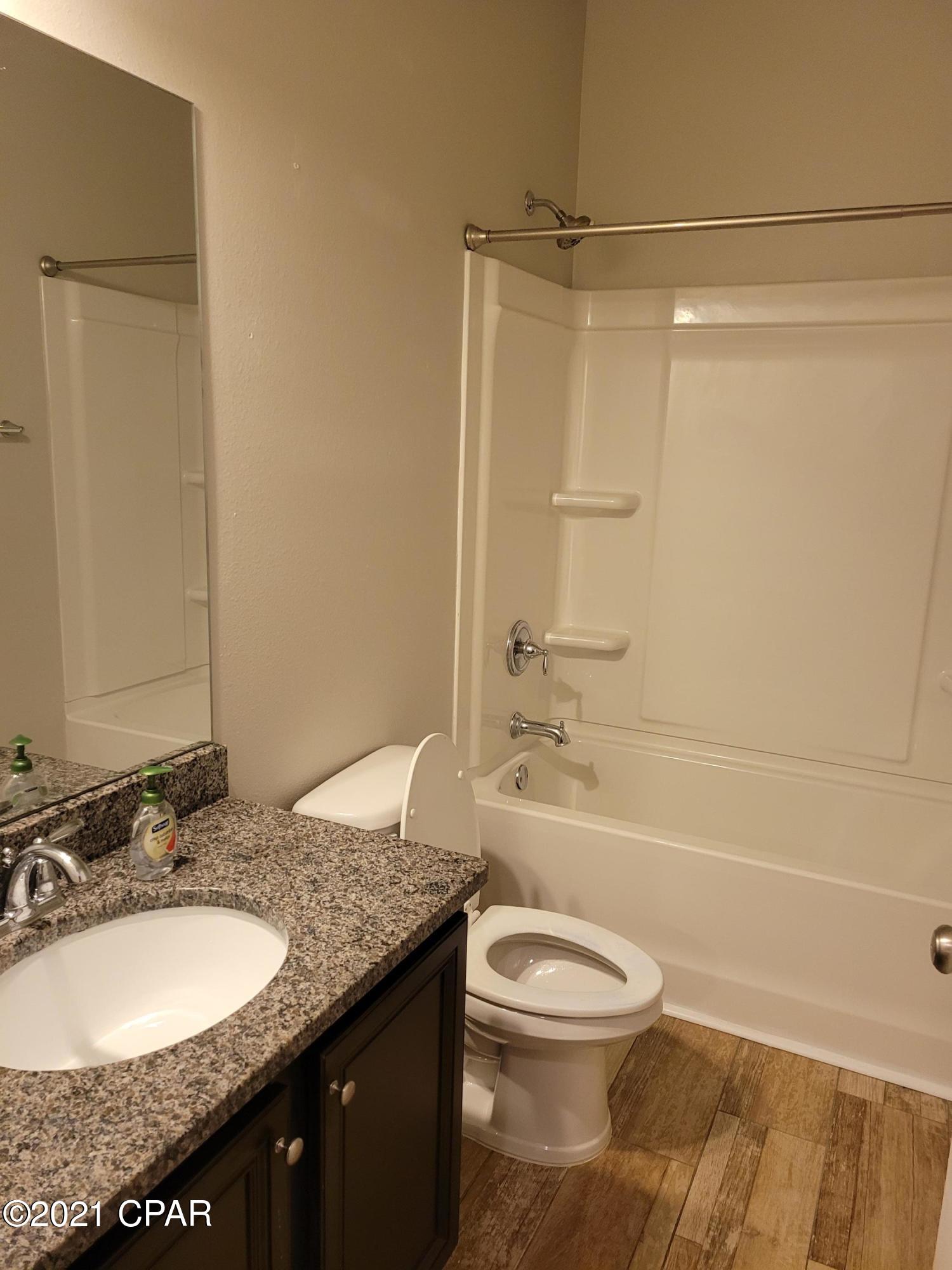 Village Of Mill Bayou/Shoreline Village Ph 1A - Residential Lease