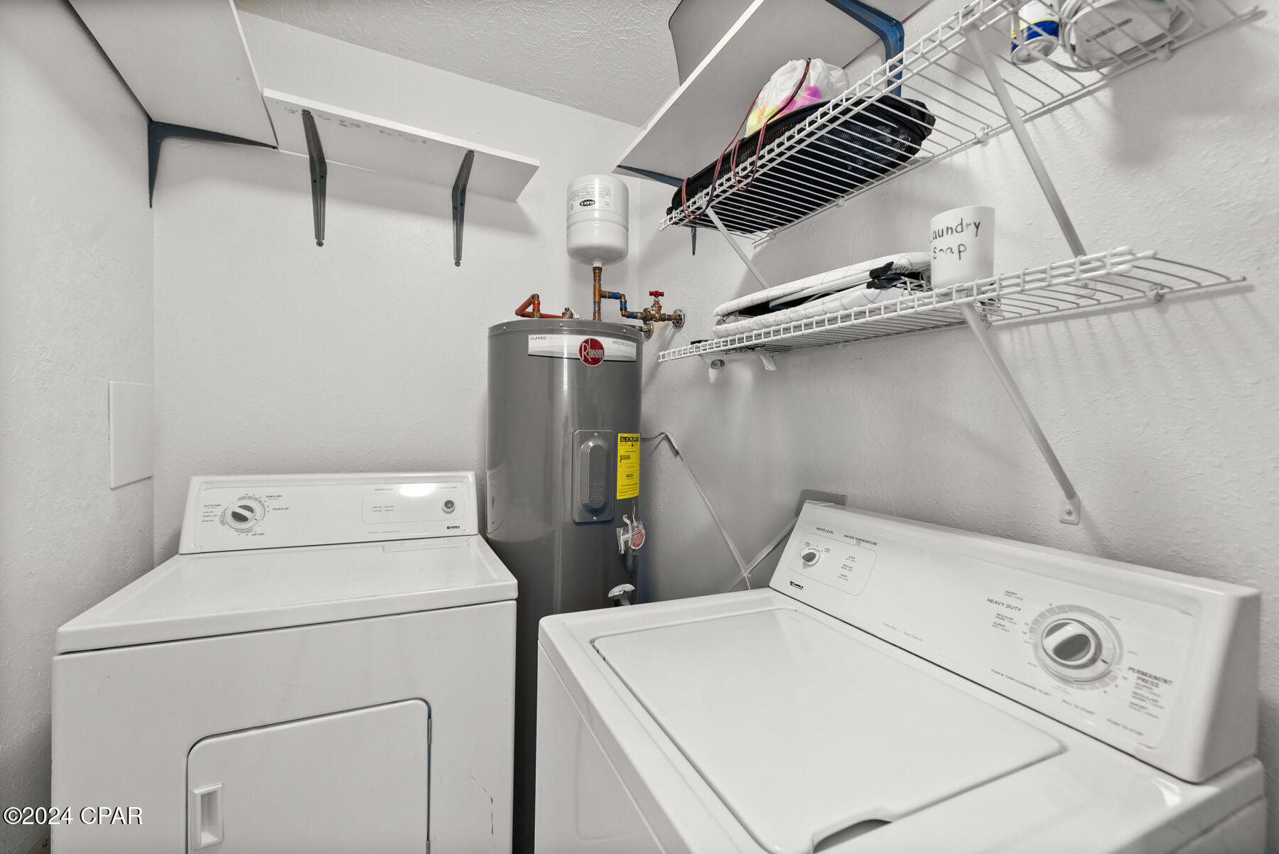 [No Recorded Subdiv] - Residential Lease