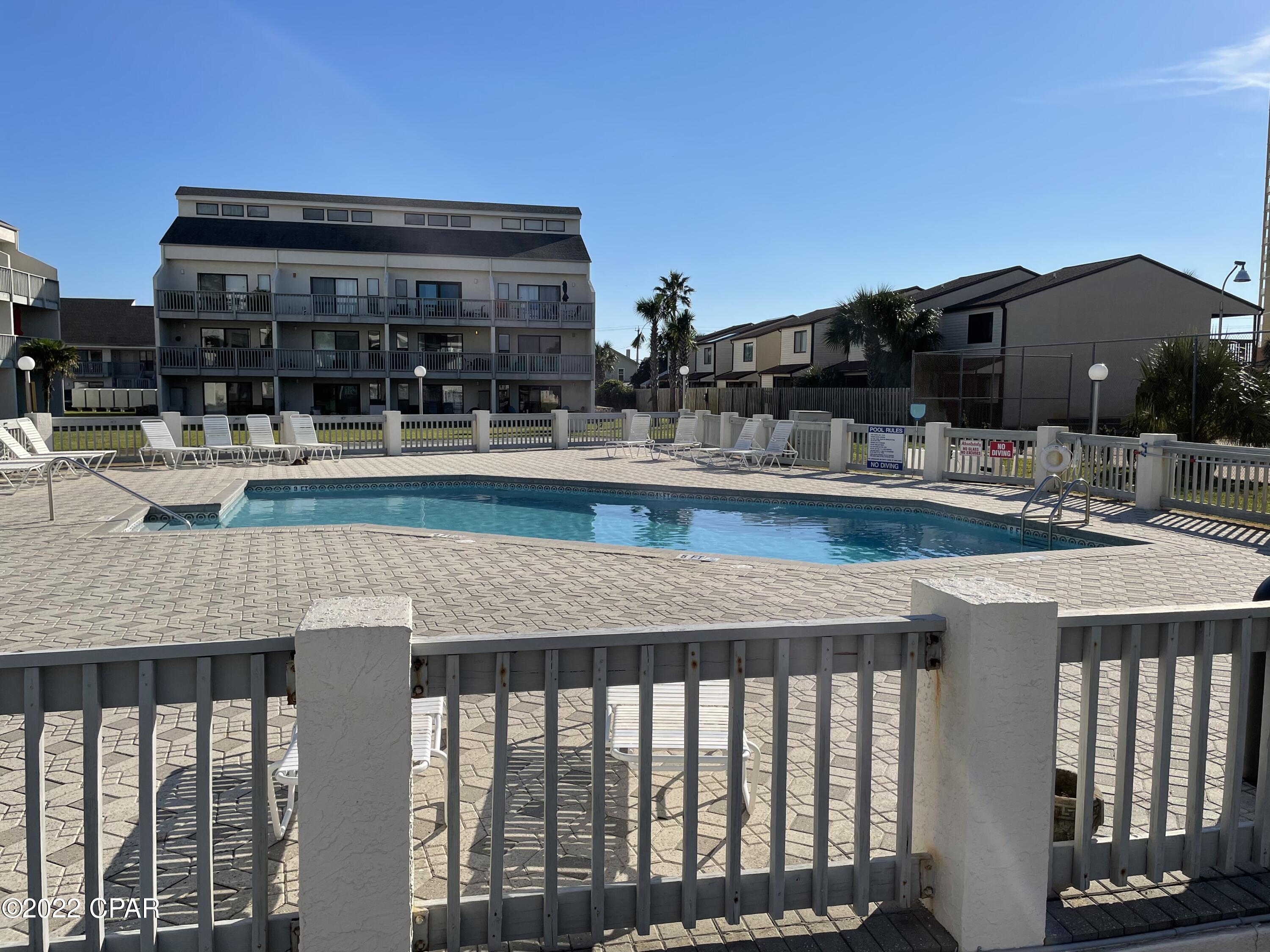 Endless Summer I - Residential