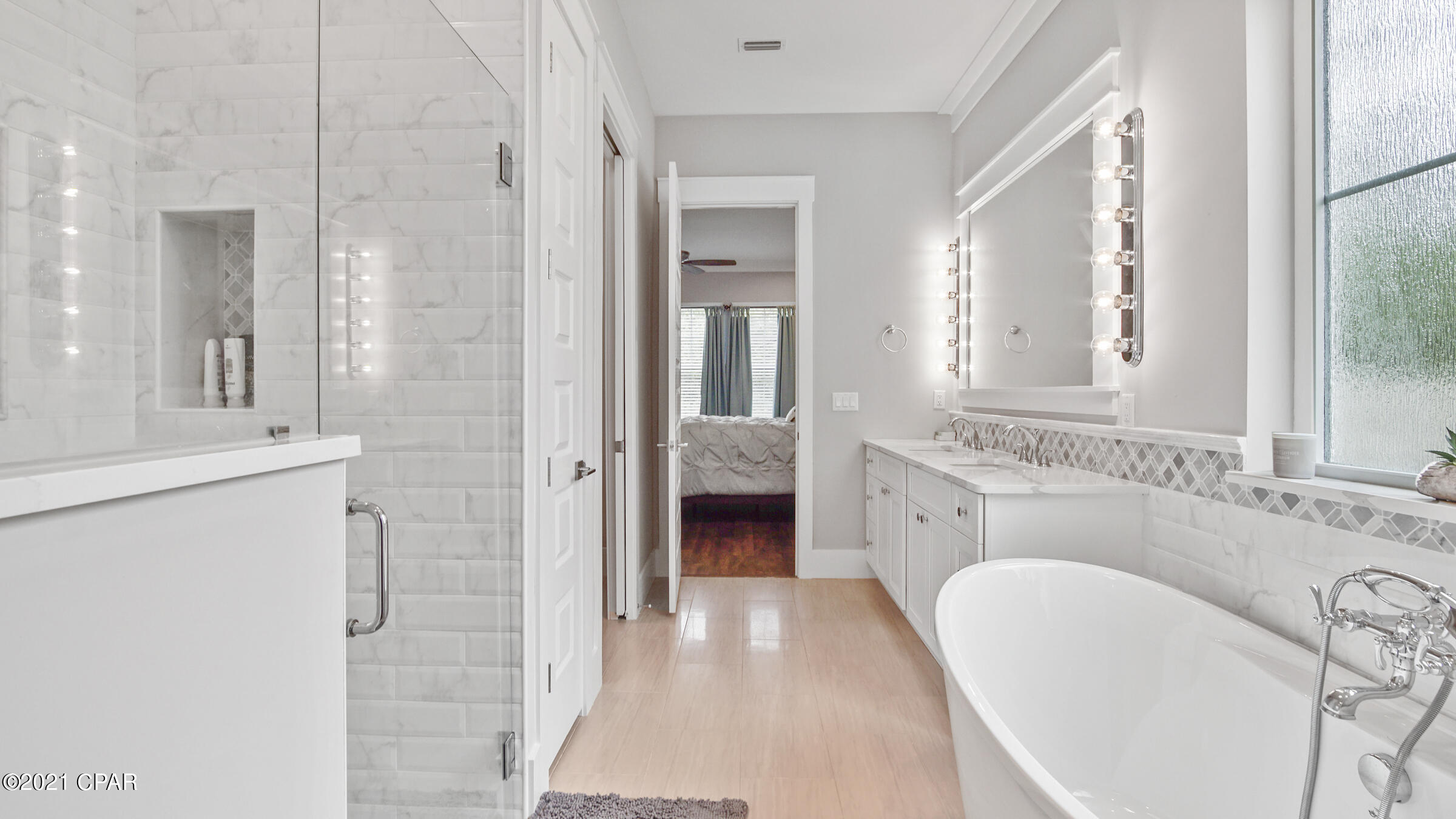 Dolphin Bay Ph I - Residential