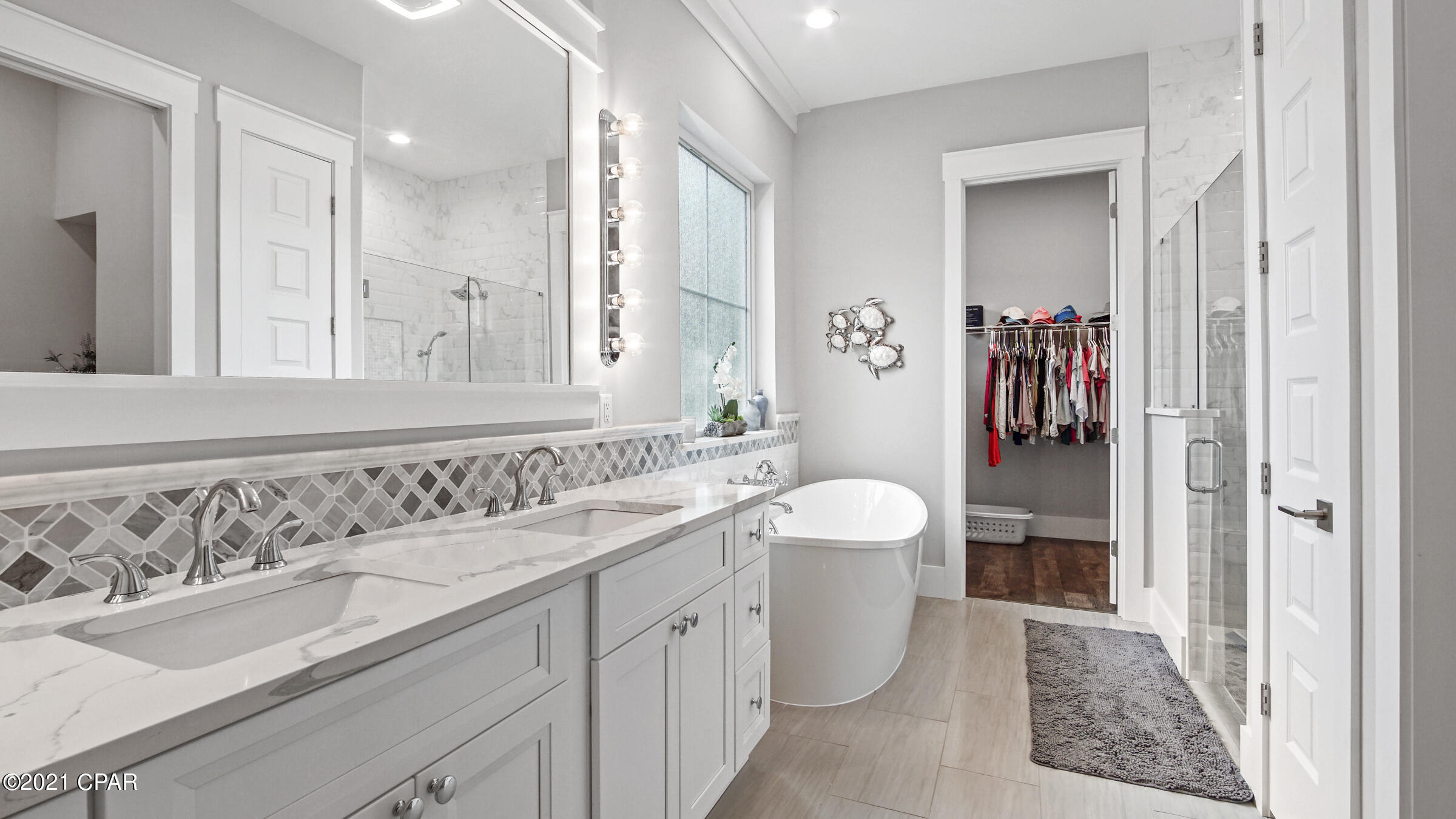 Dolphin Bay Ph I - Residential