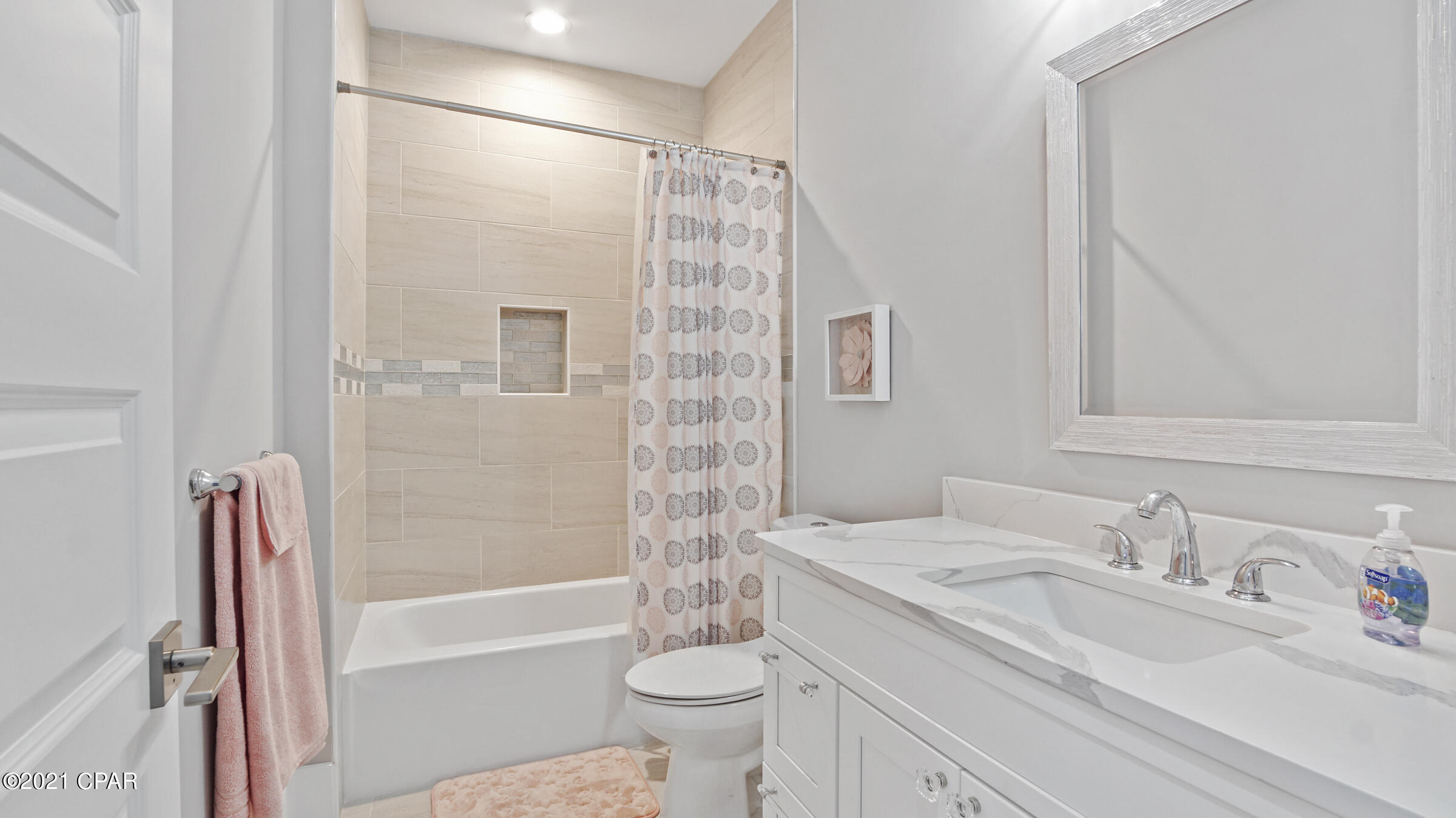 Dolphin Bay Ph I - Residential