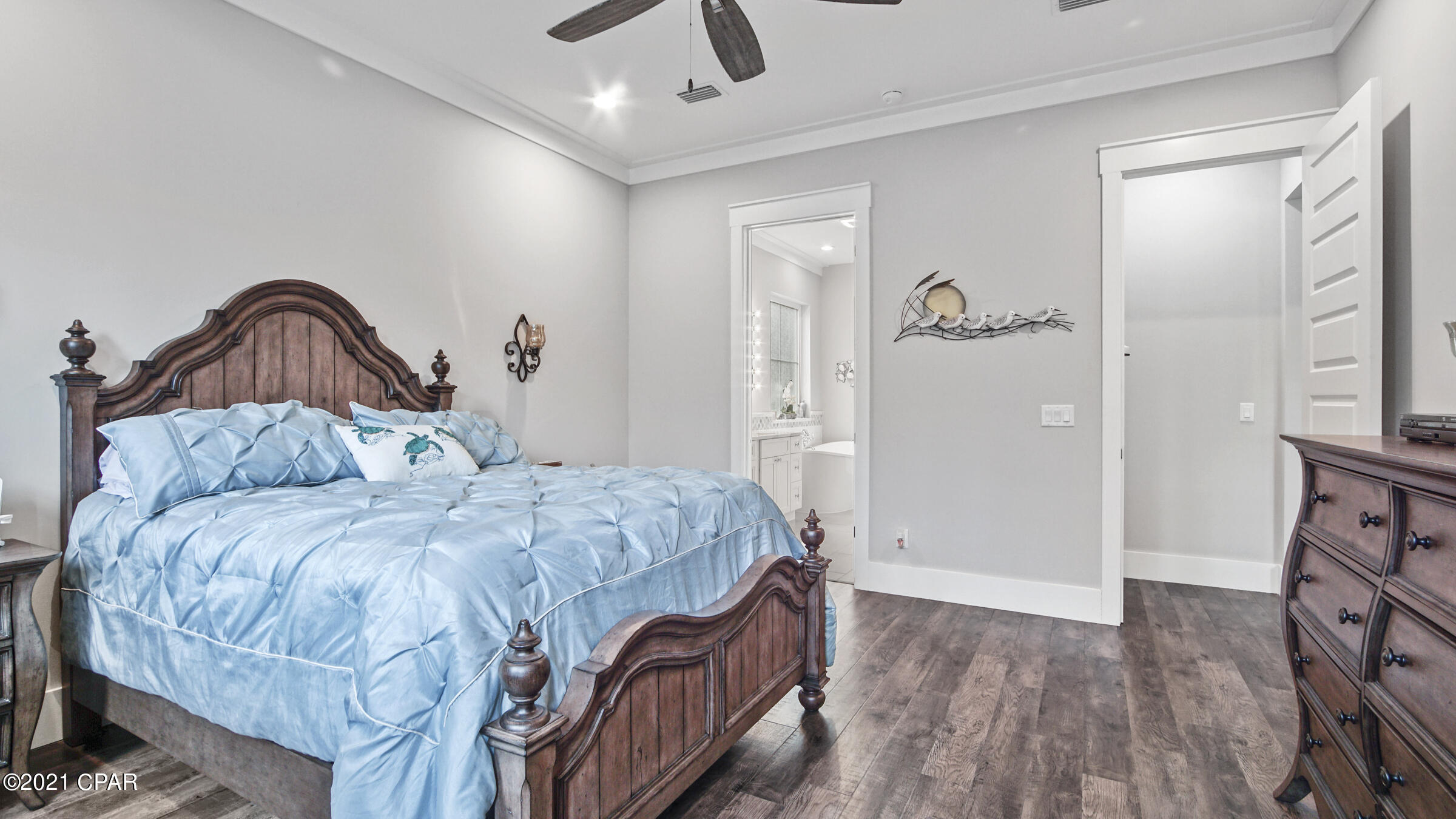 Dolphin Bay Ph I - Residential