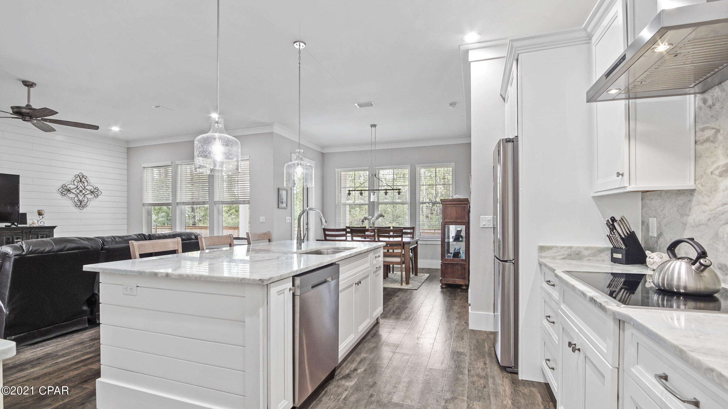 Dolphin Bay Ph I - Residential