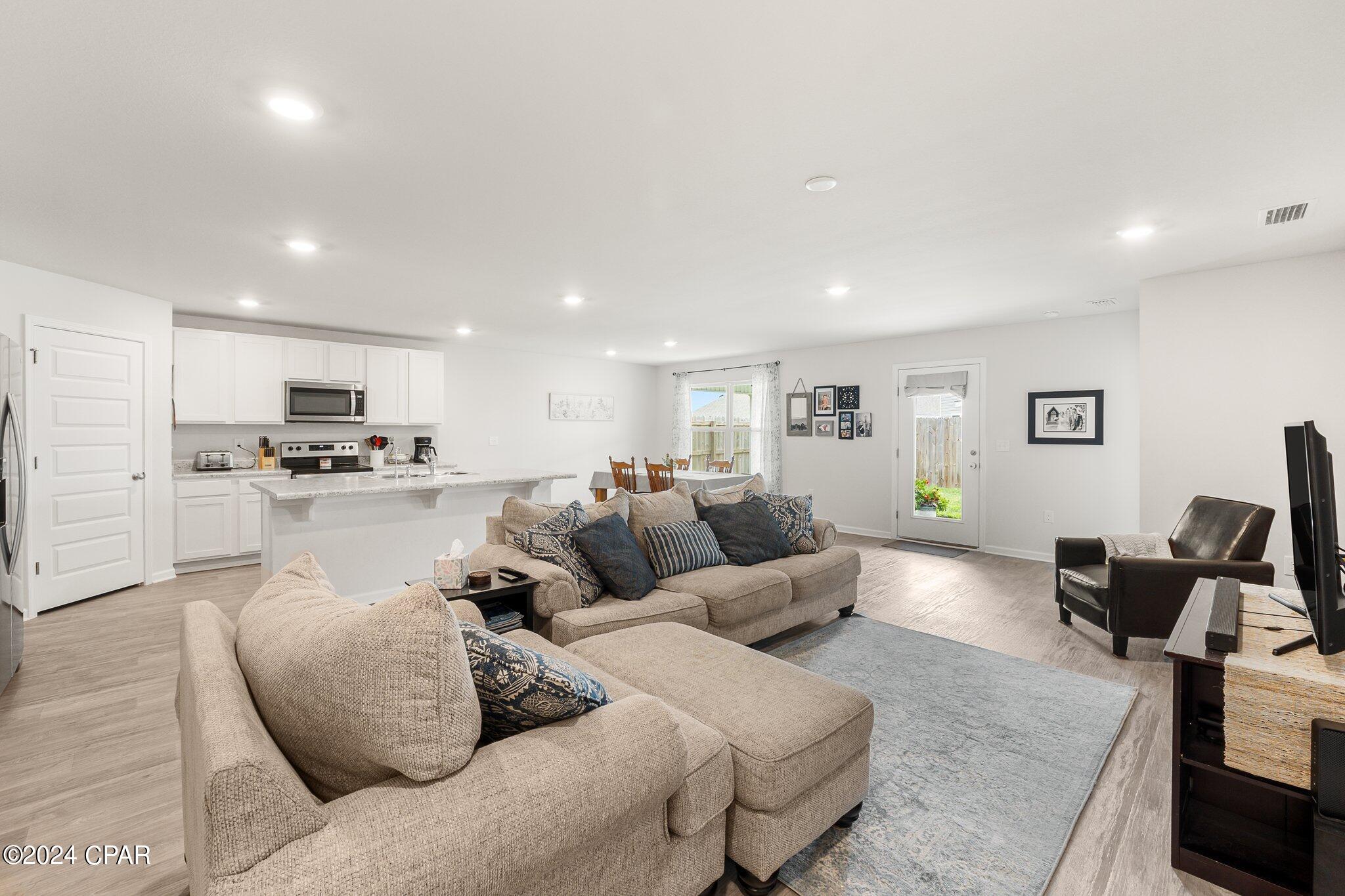 Bridge Harbor - Residential Lease