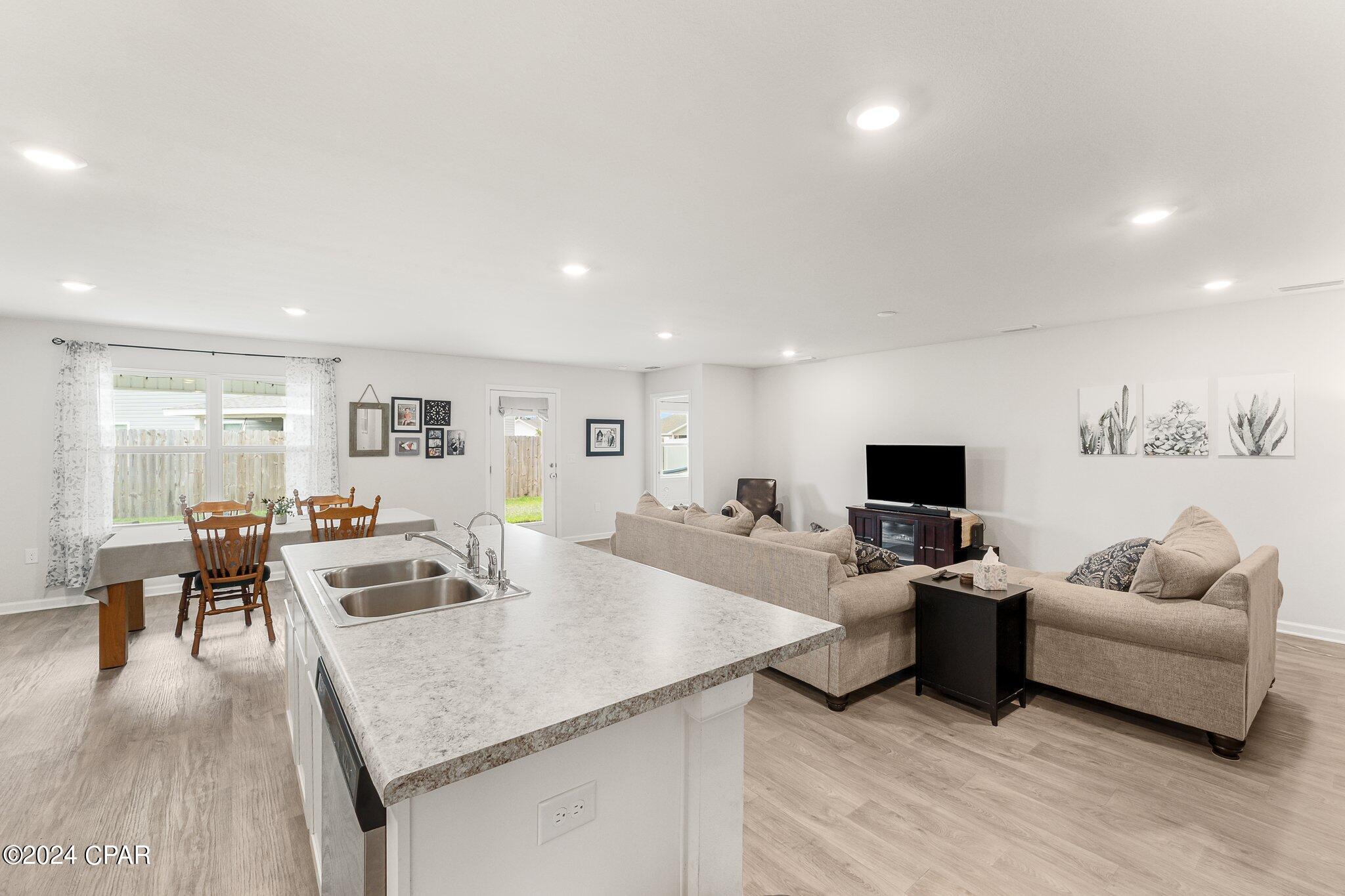 Bridge Harbor - Residential Lease