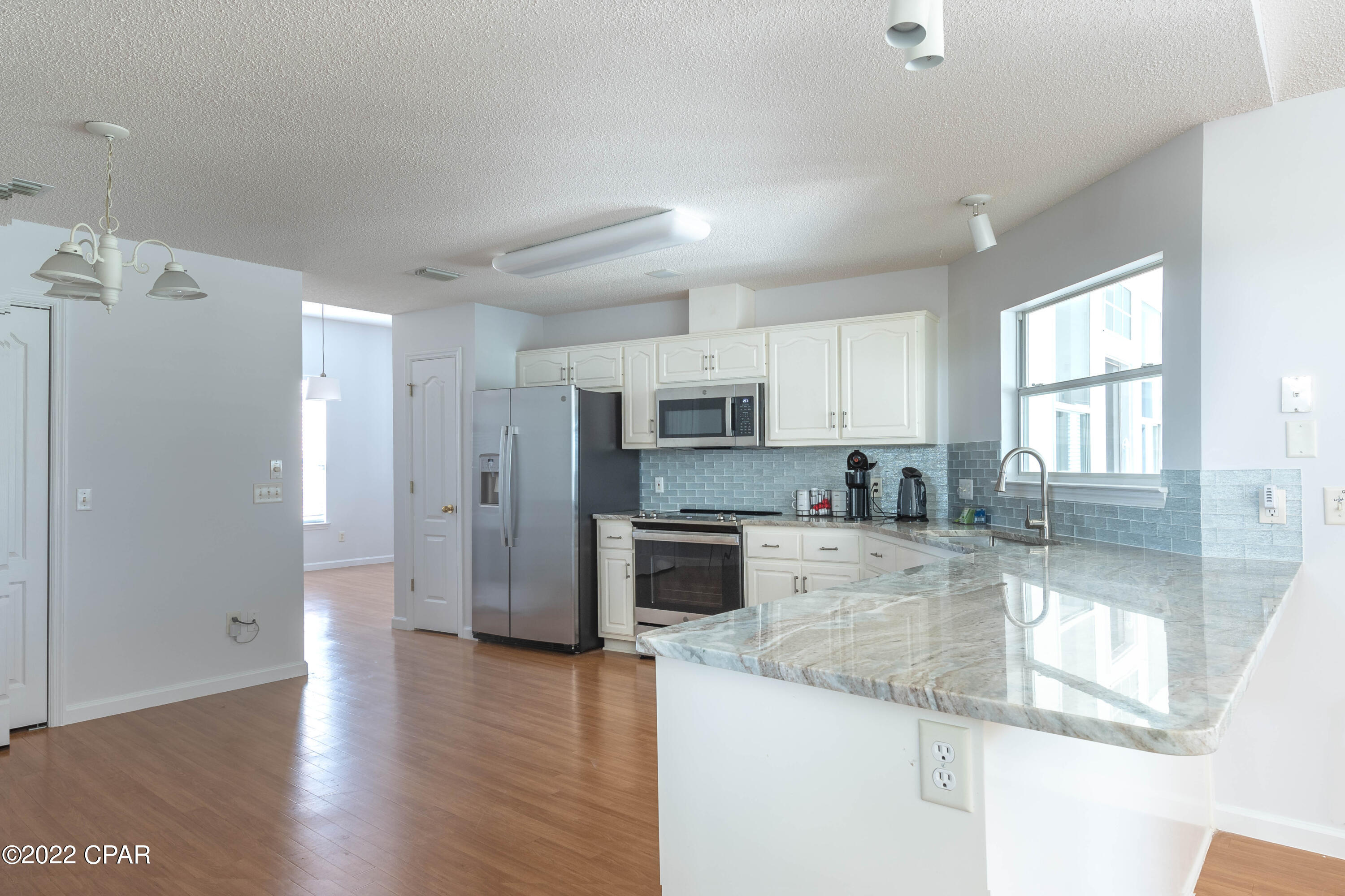 Highway 22 West Estates - Residential