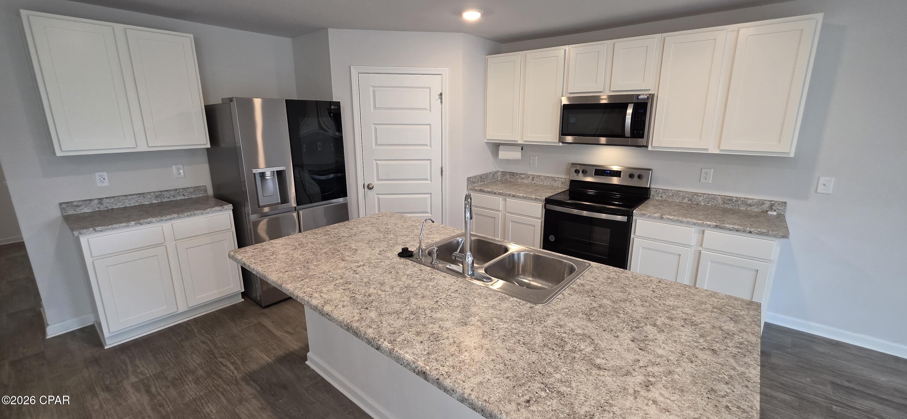 [No Recorded Subdiv] - Residential Lease