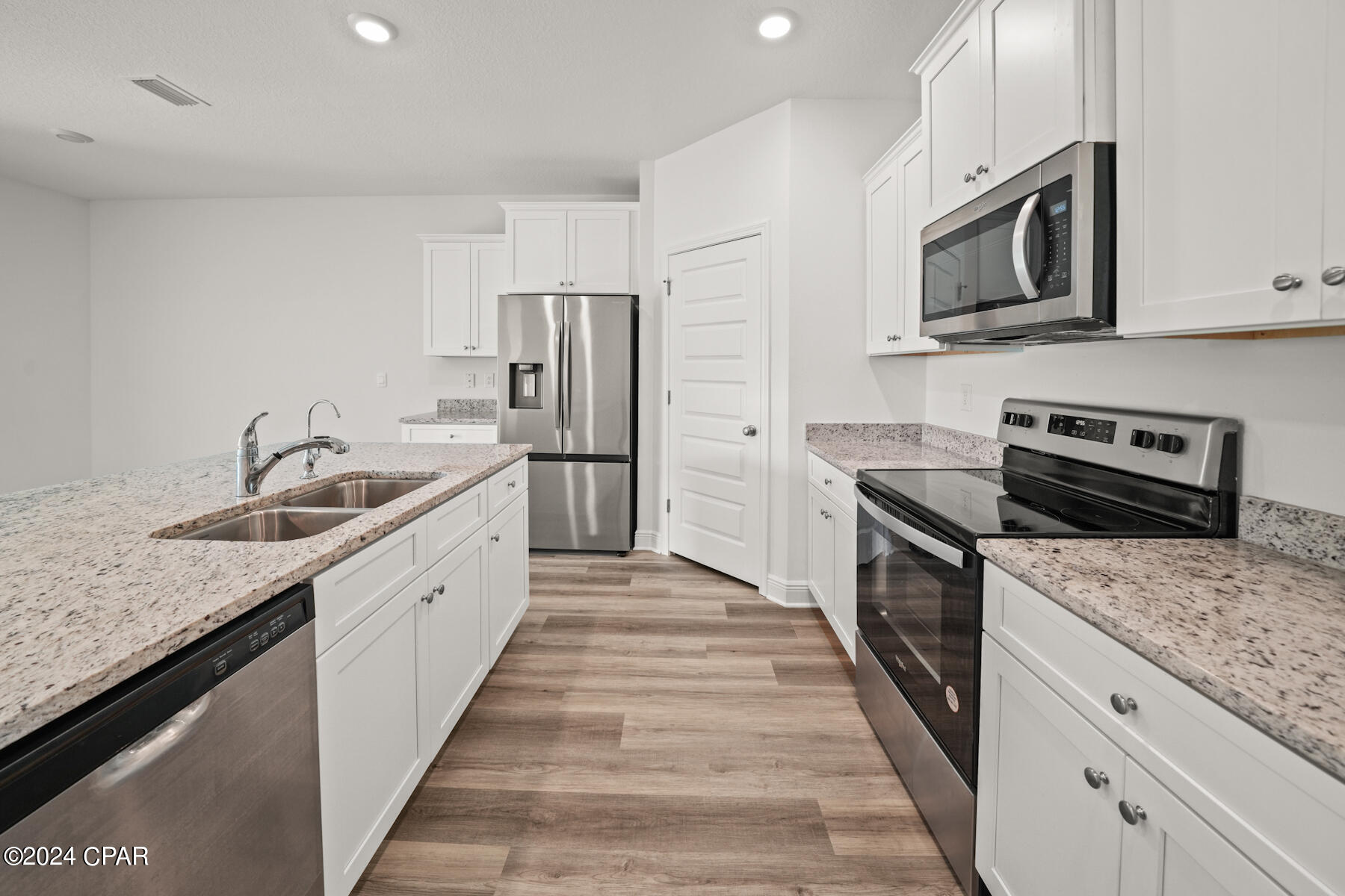 [No Recorded Subdiv] - Residential Lease