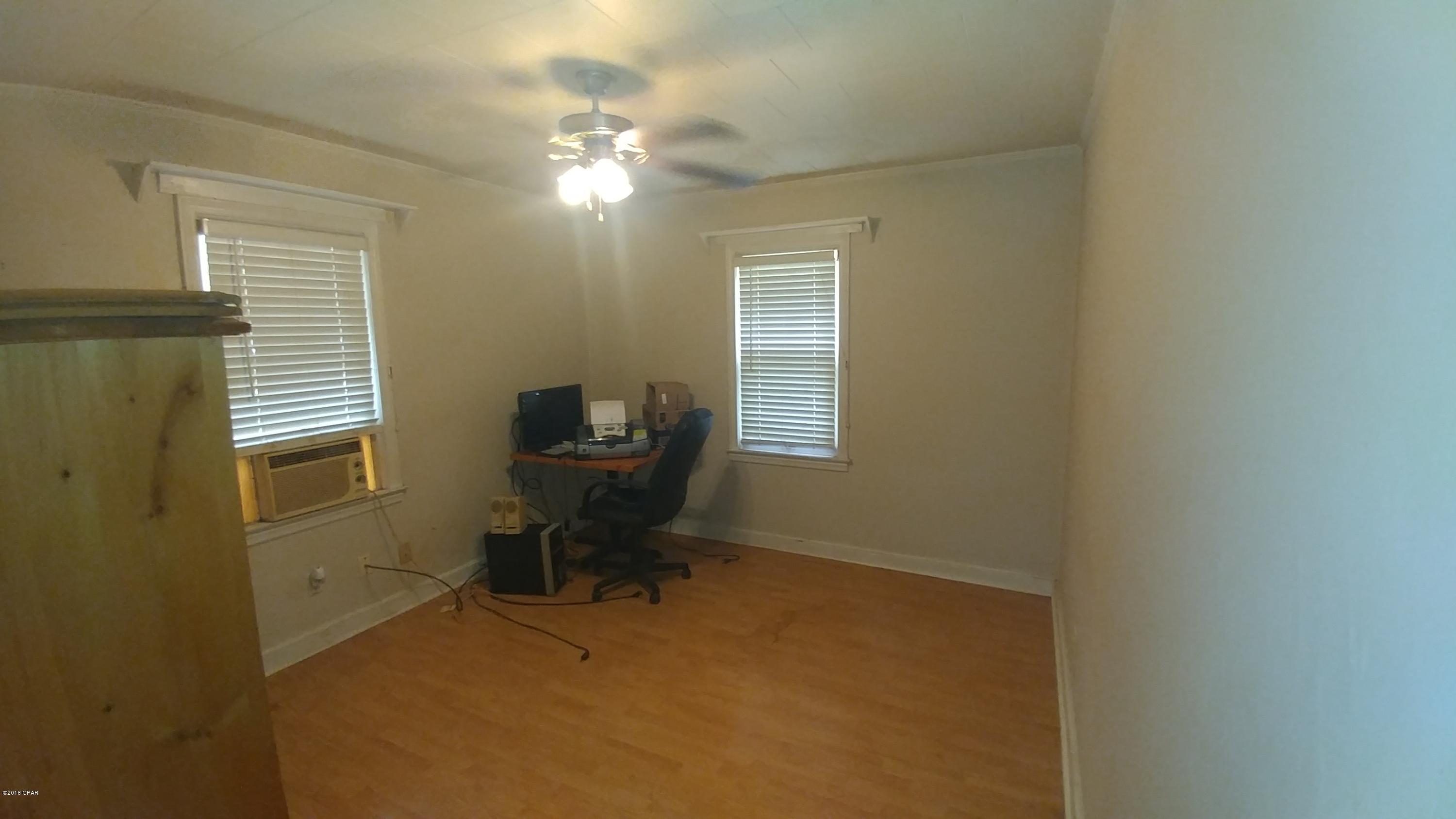 Oakland Terrace Add - Residential