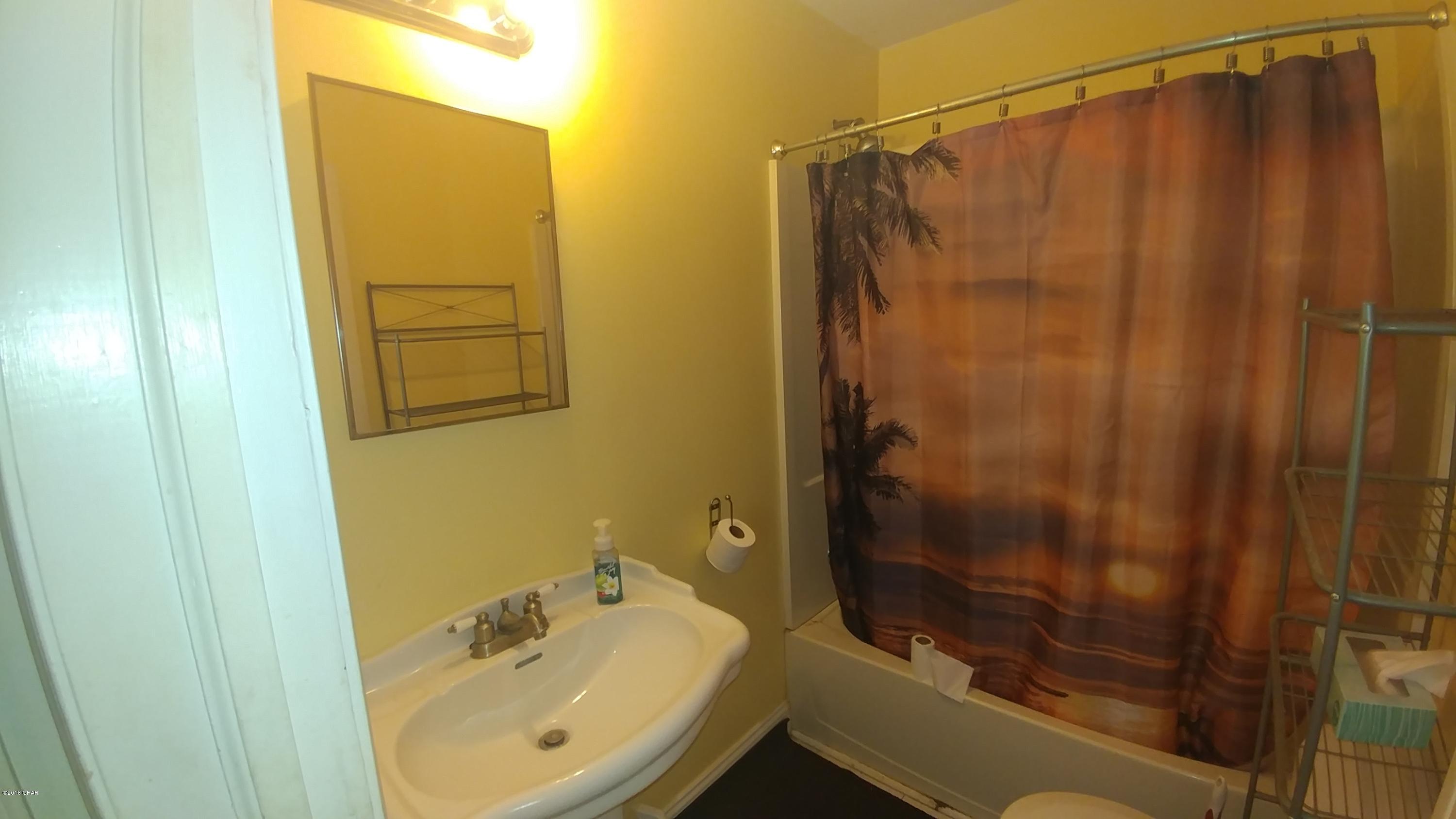 Oakland Terrace Add - Residential