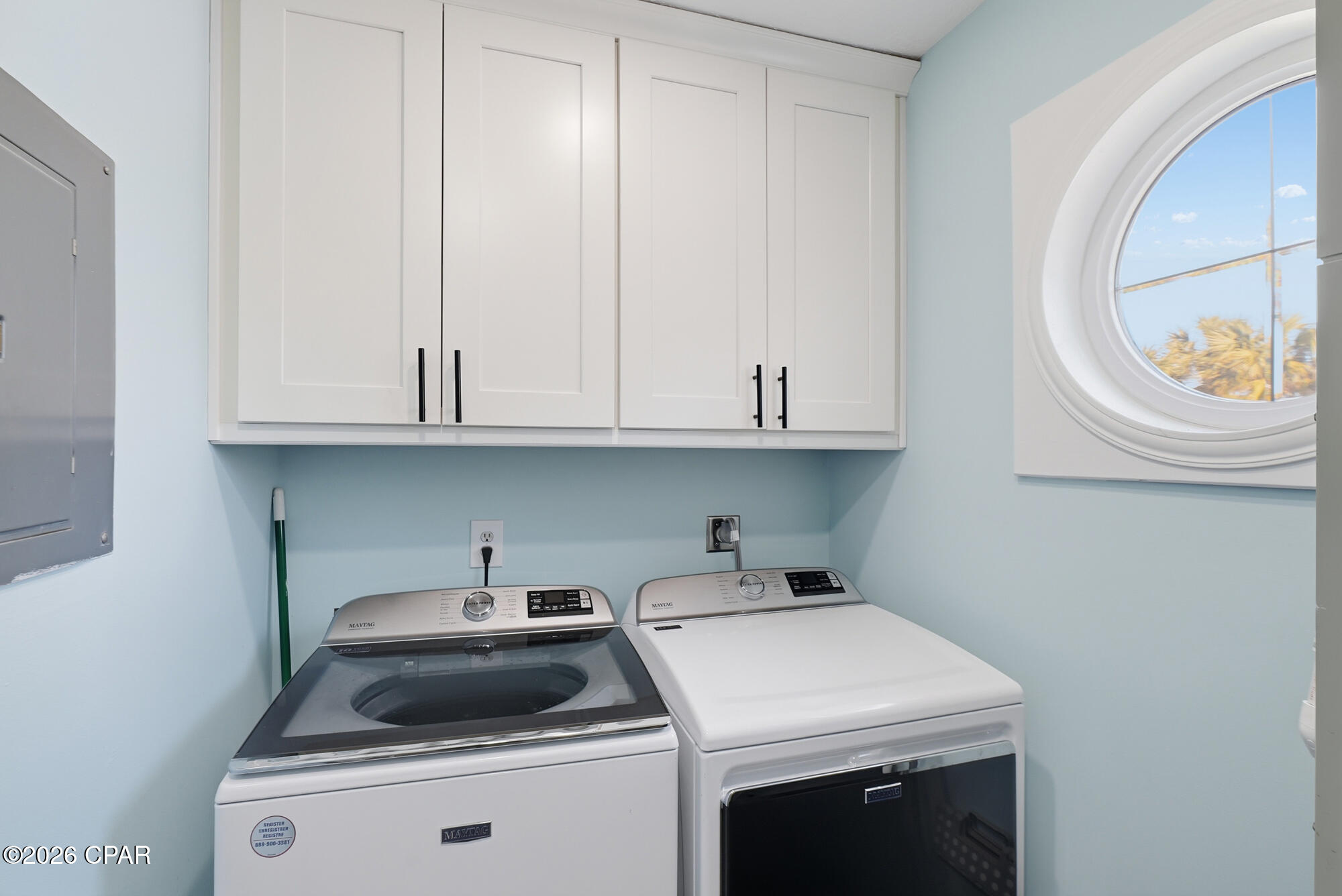 Quarter Deck Condo. - Residential