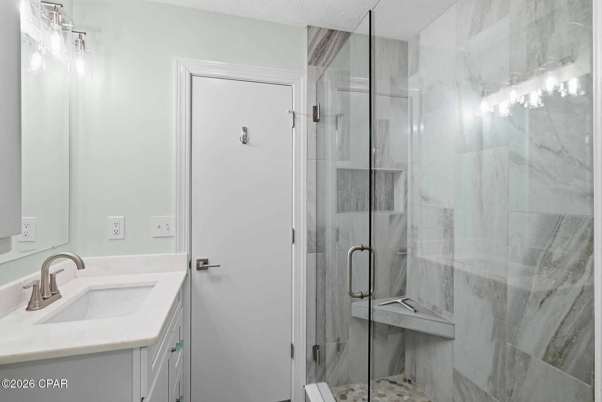 Quarter Deck Condo. - Residential