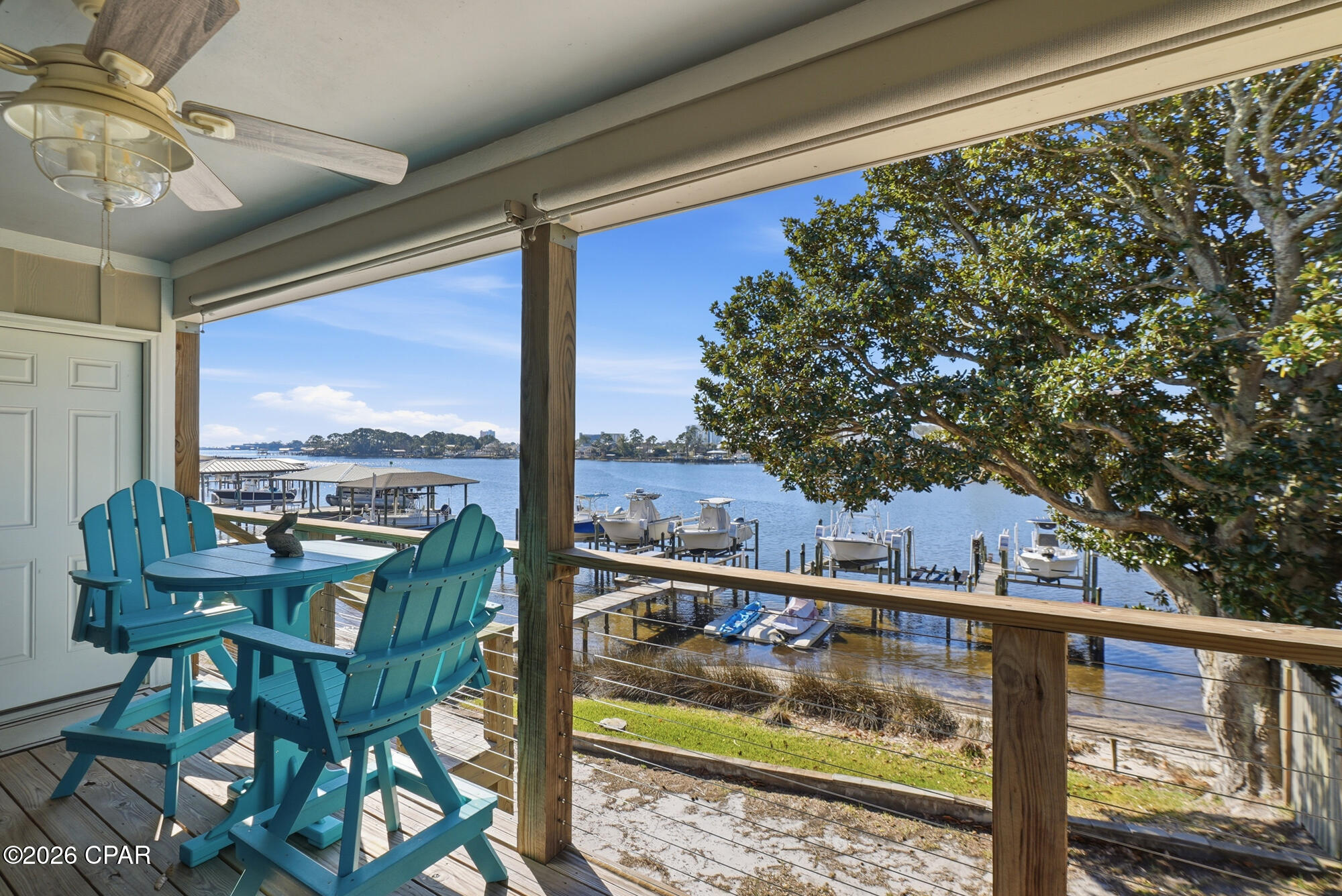 Quarter Deck Condo. - Residential