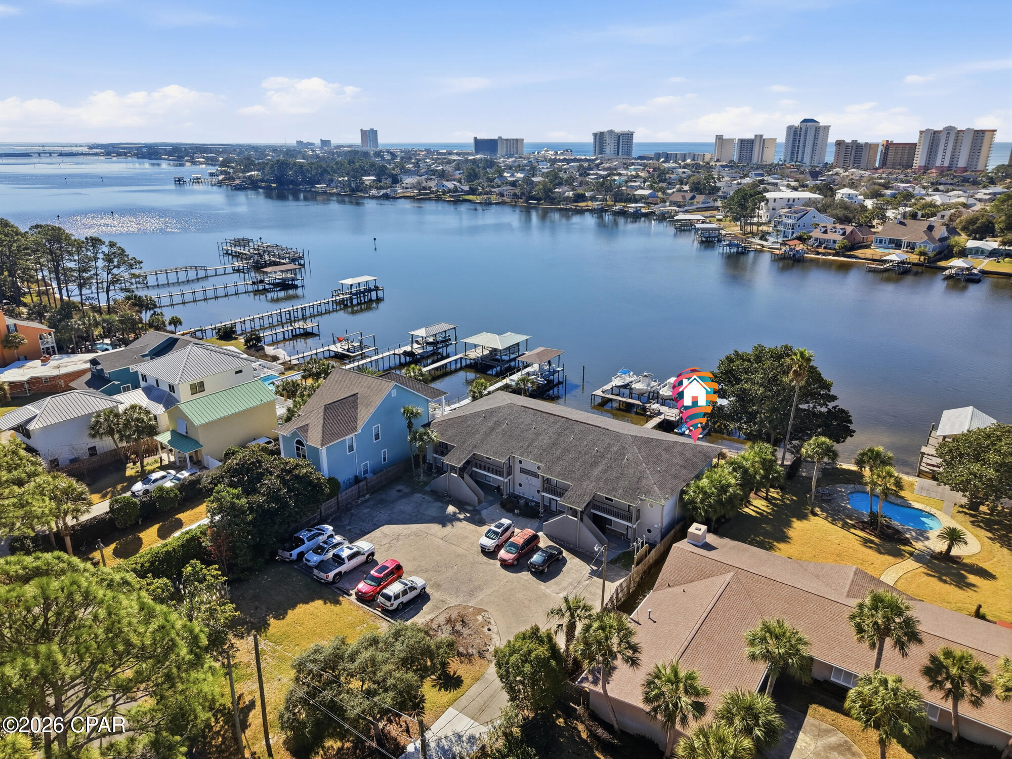 Quarter Deck Condo. - Residential