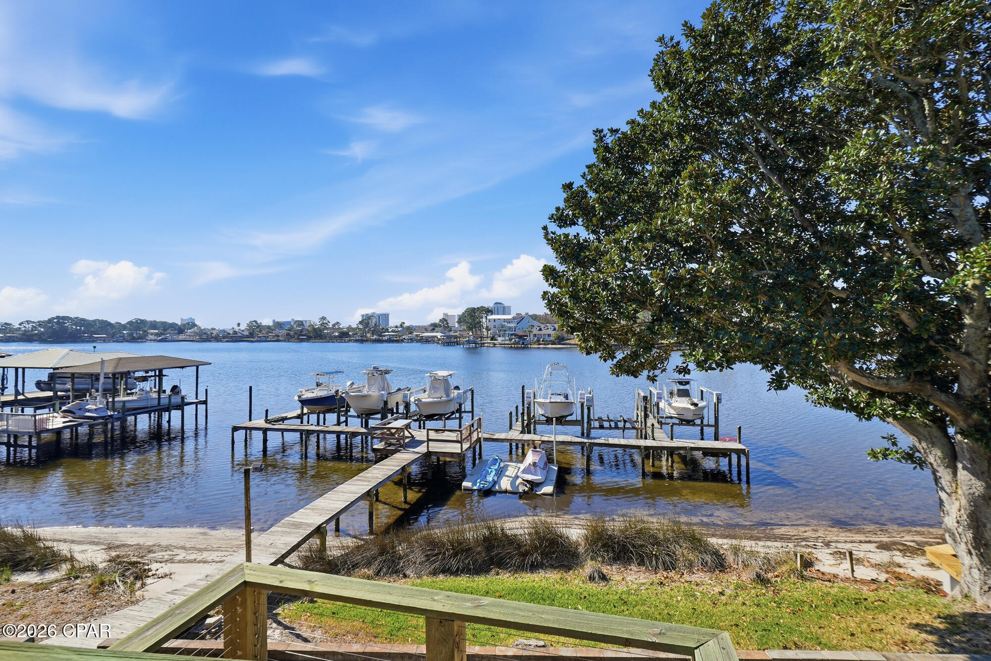 Quarter Deck Condo. - Residential