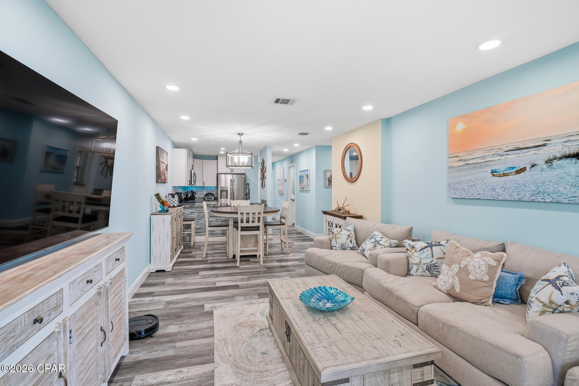 Quarter Deck Condo. - Residential