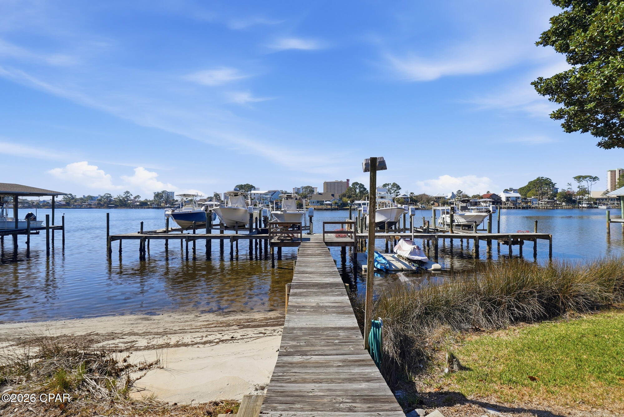 Quarter Deck Condo. - Residential