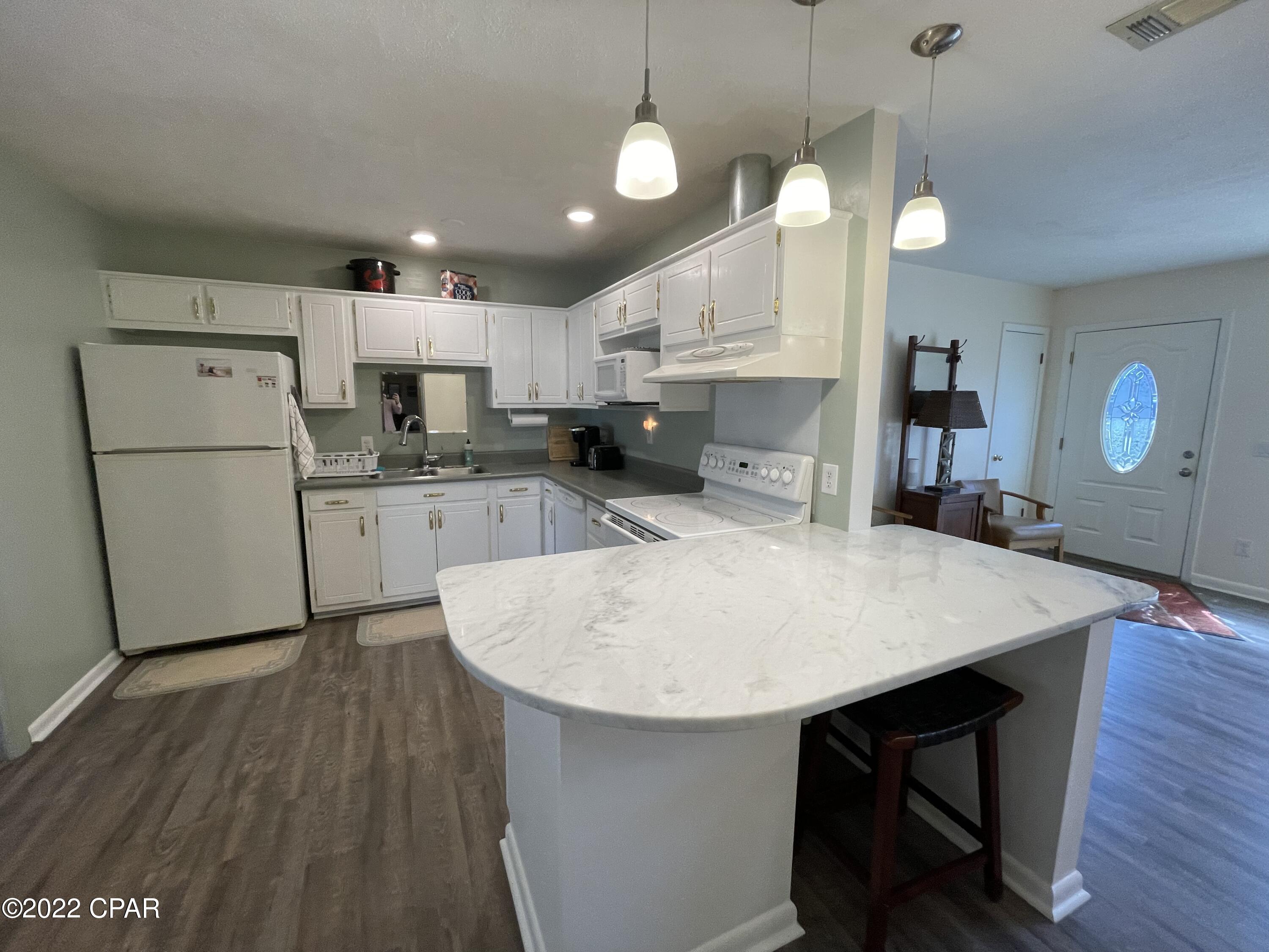 [No Recorded Subdiv] - Residential Lease