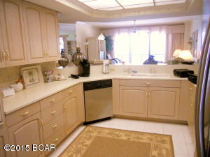 Summerwinds Condo - Residential