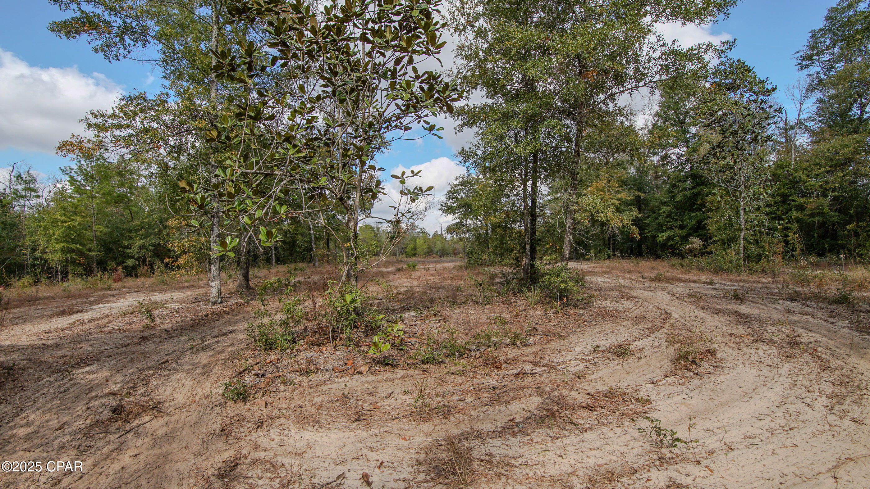 [No Recorded Subdiv] - Land