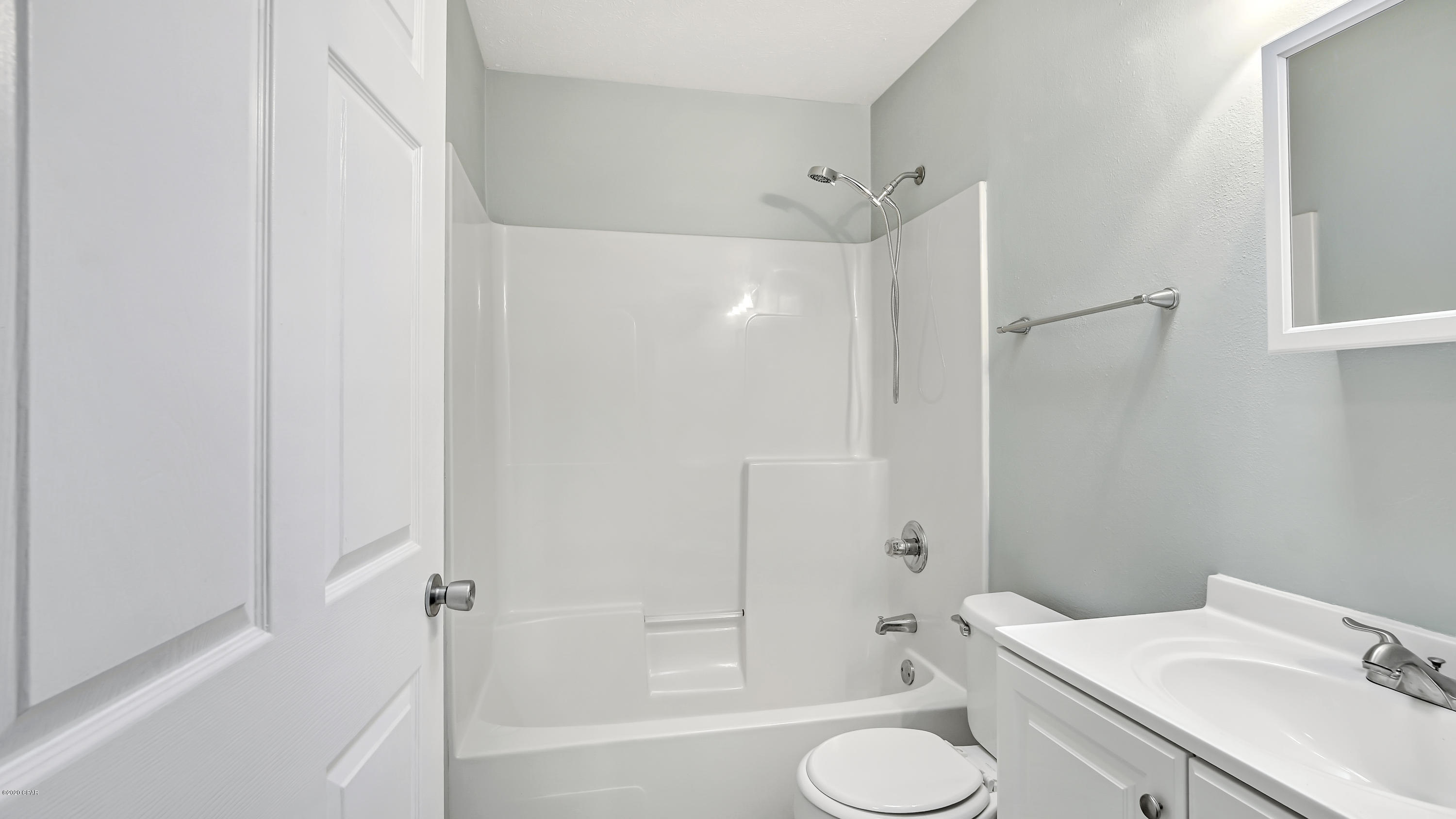 Pine Tree Place Unit 1 - Residential