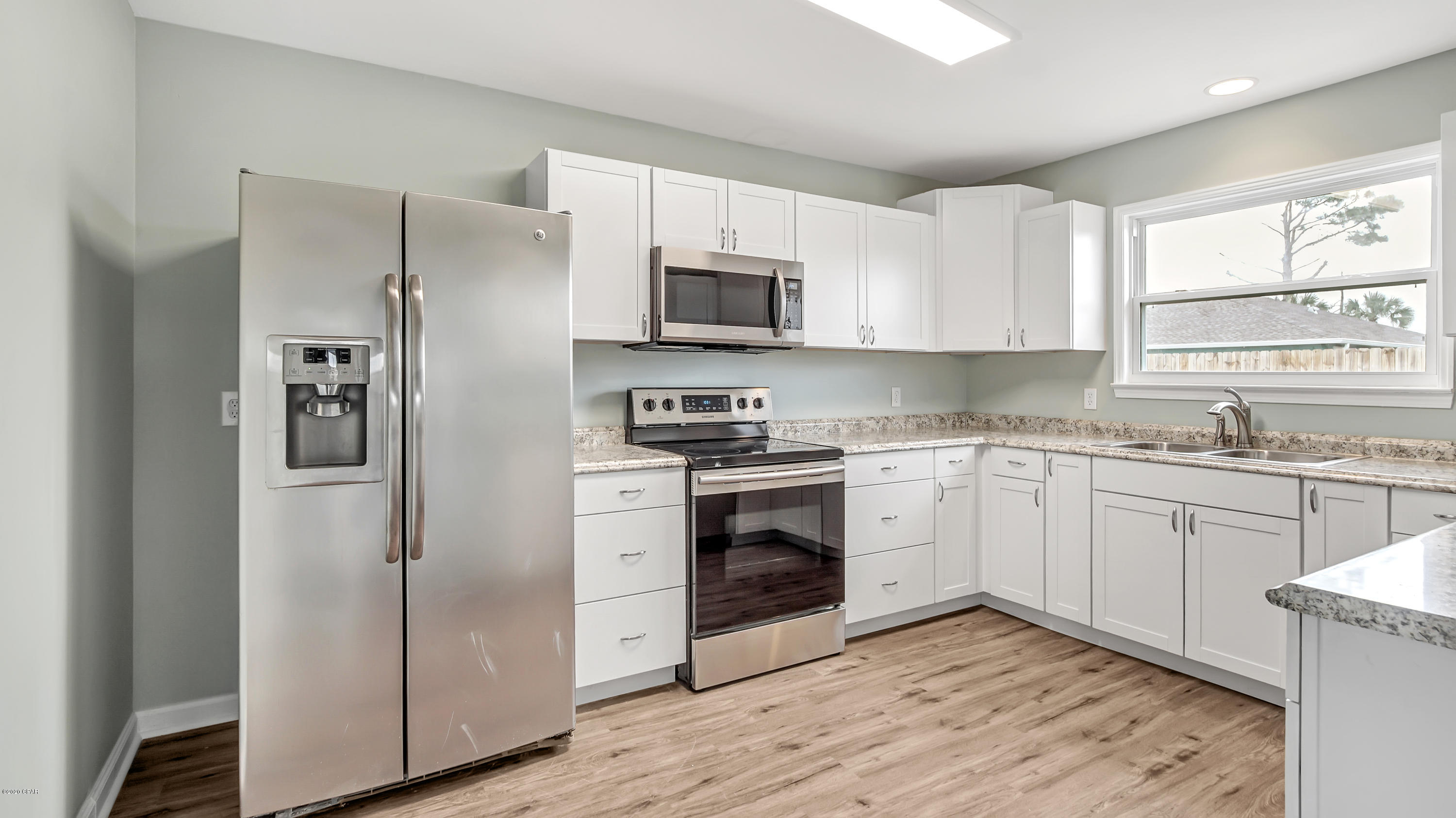 Pine Tree Place Unit 1 - Residential