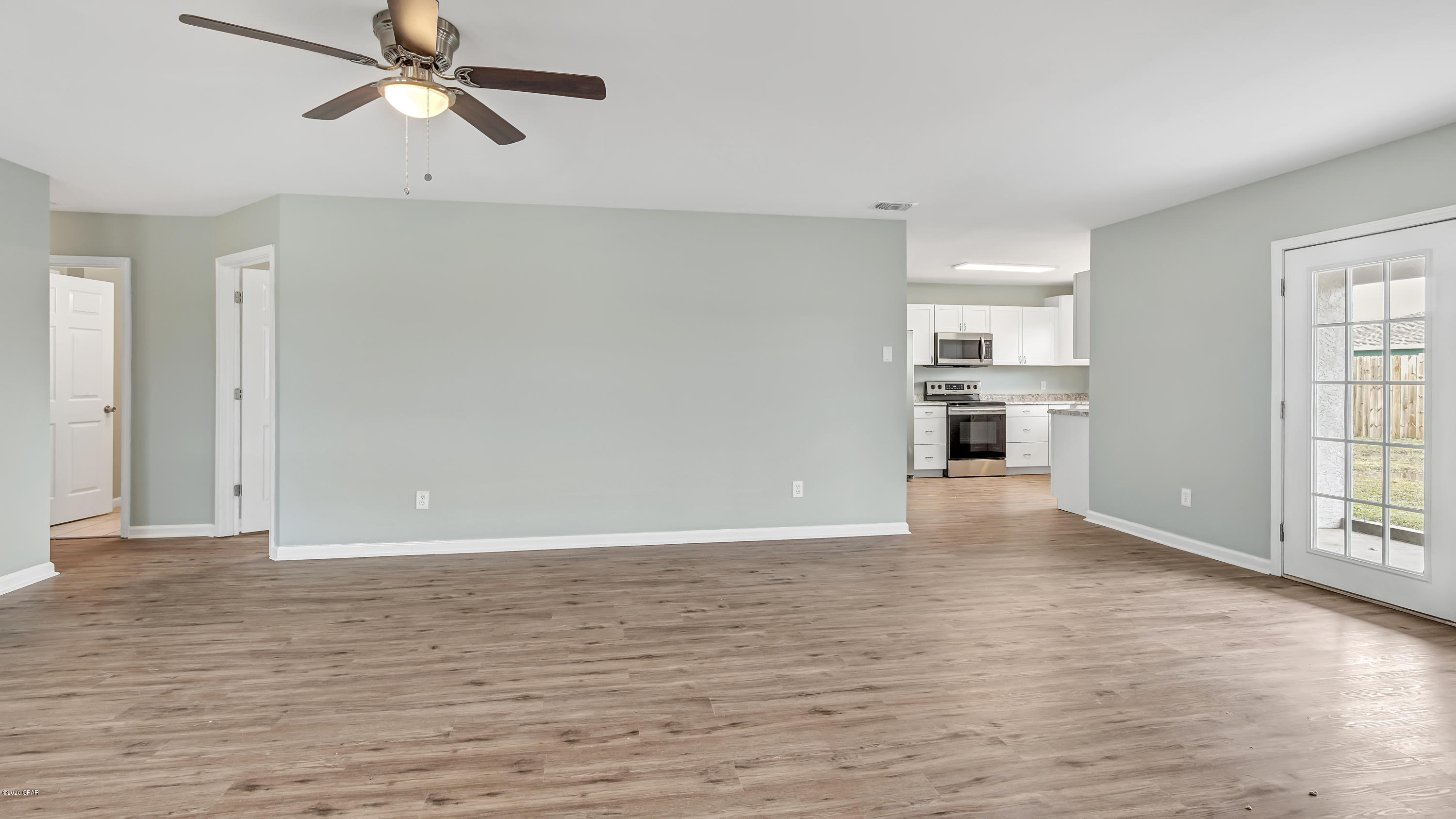 Pine Tree Place Unit 1 - Residential