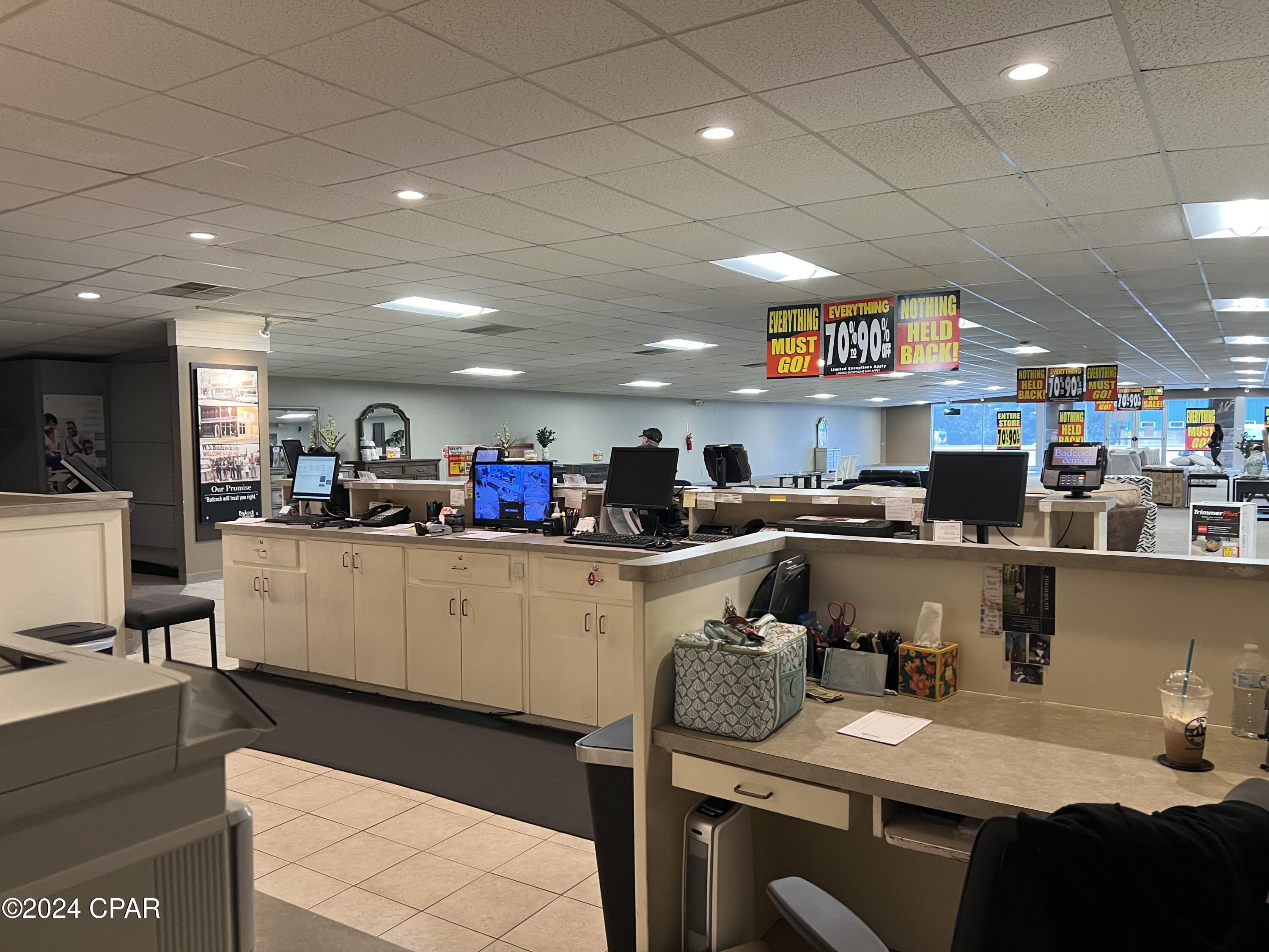 No Named Subdivision - Commercial Lease