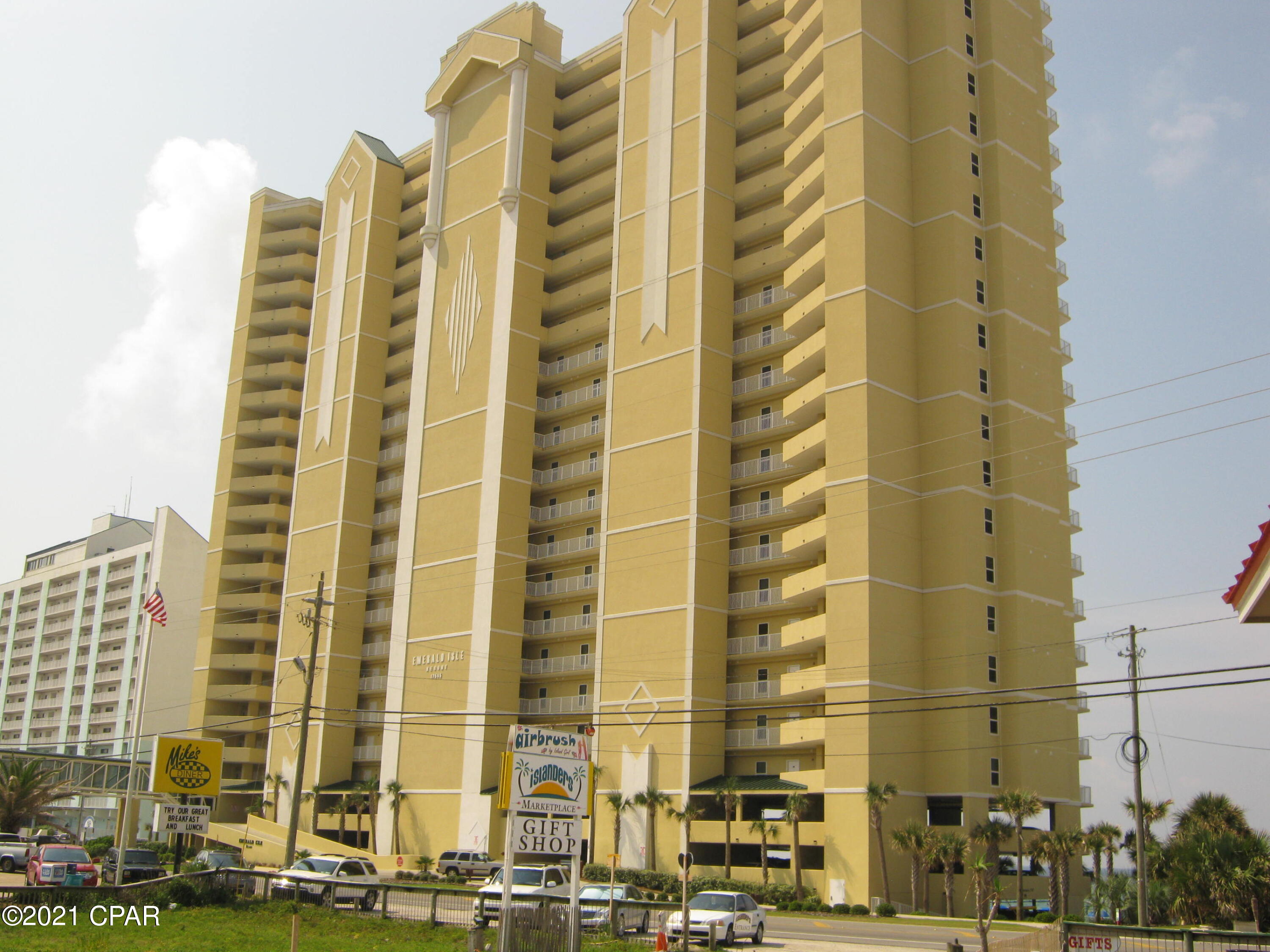 Emerald Isle - Residential