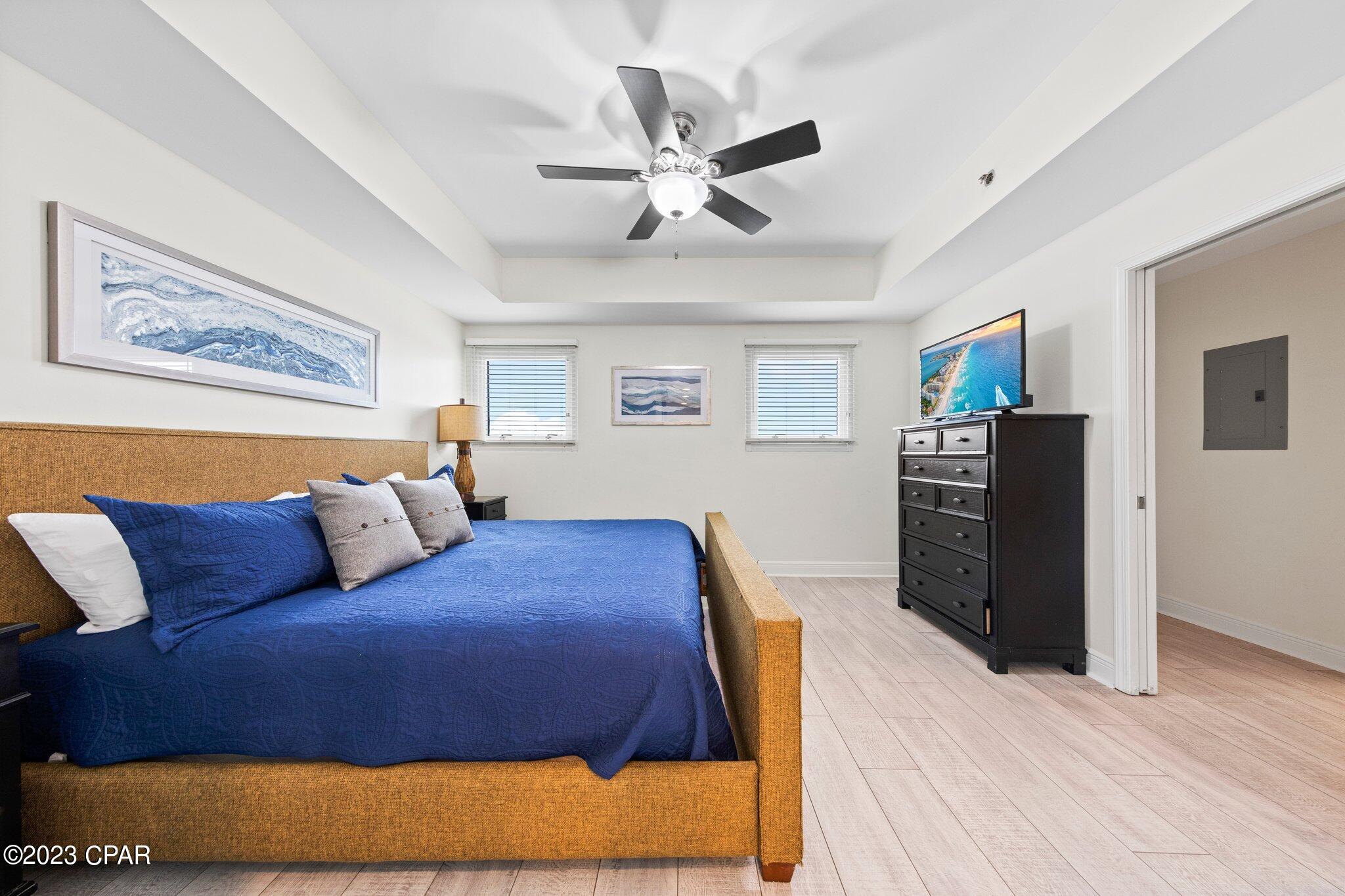 Sterling Breeze - Residential