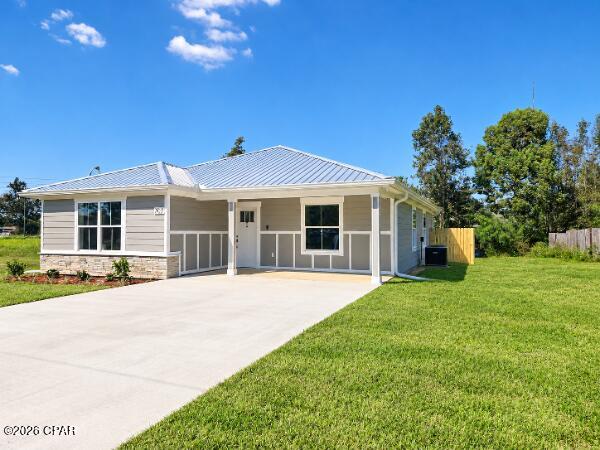 707 E 11th Court