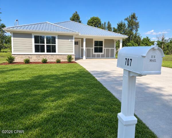707 E 11th Court