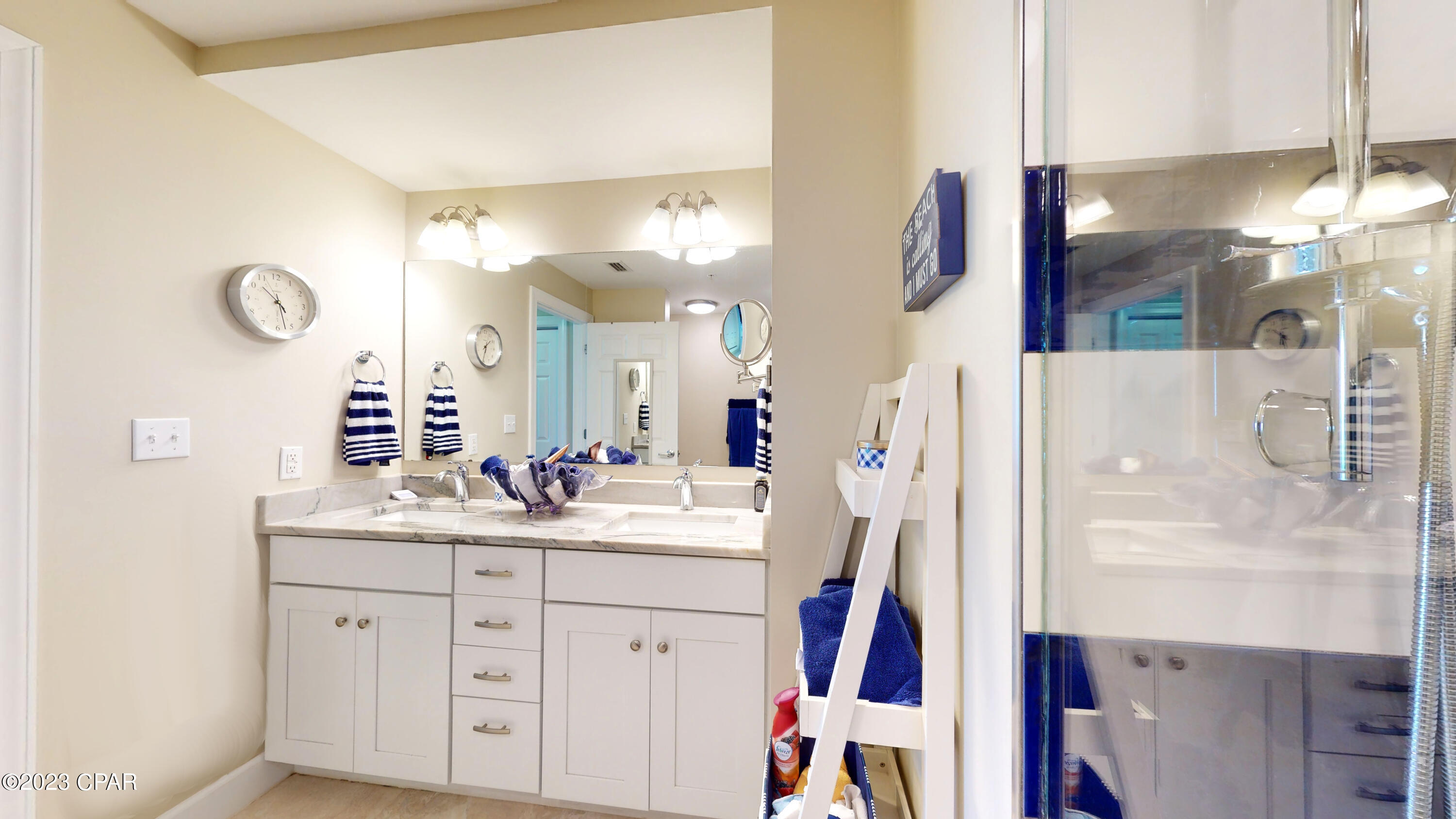 Sunrise Beach - Residential