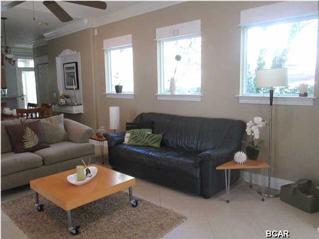 Riviera Beach 1st Add - Residential