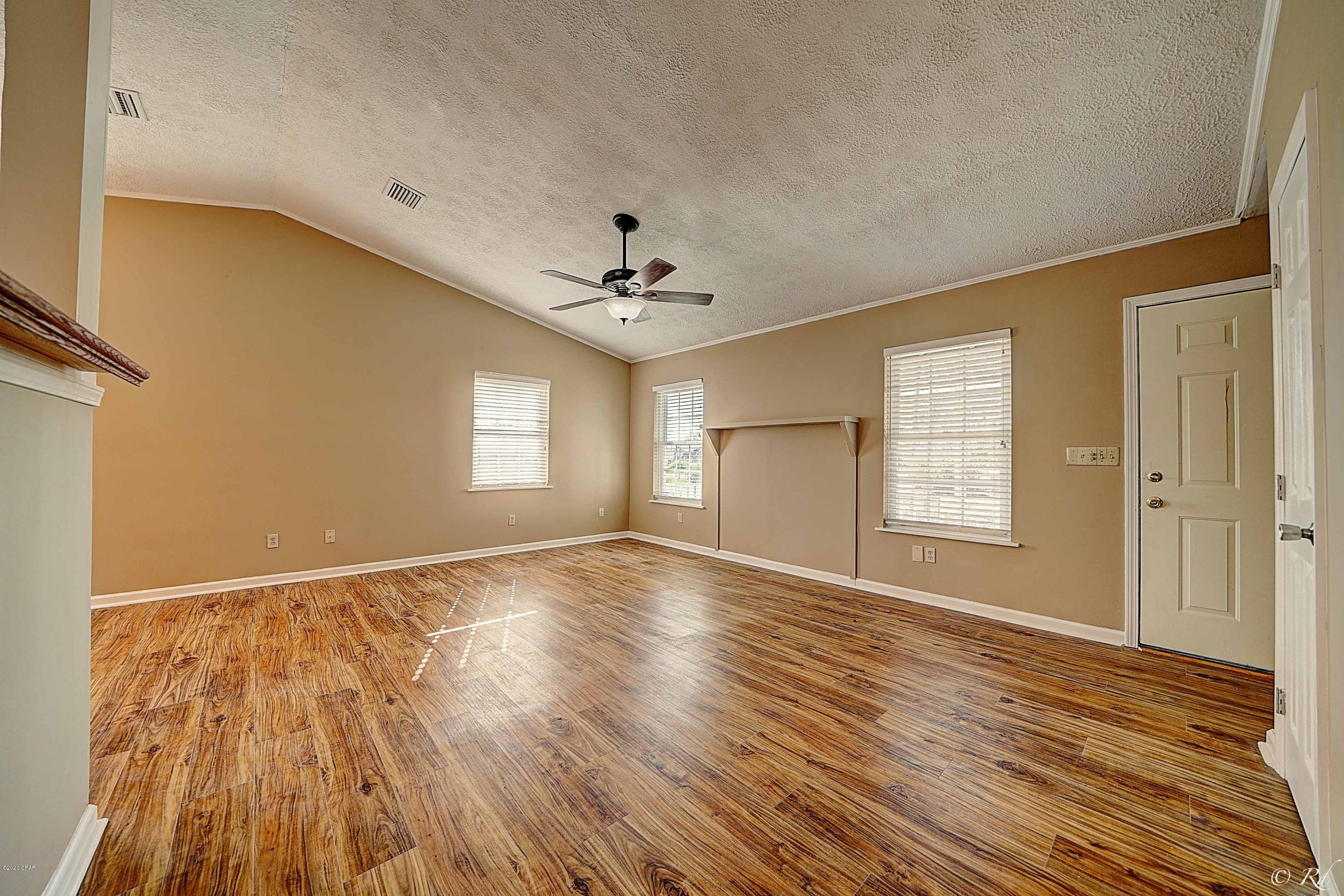 [No Recorded Subdiv] - Residential Lease