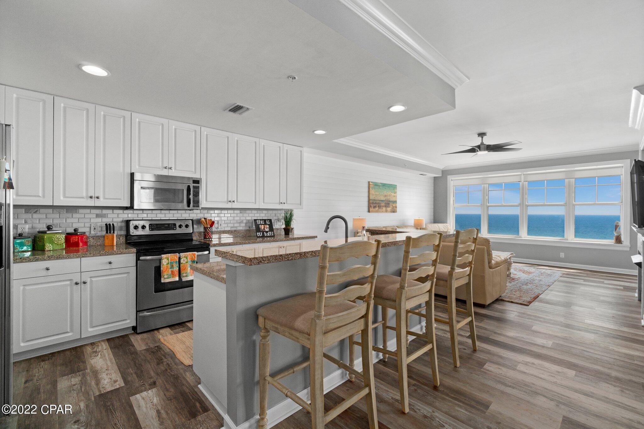 En Soleil Condo - Residential