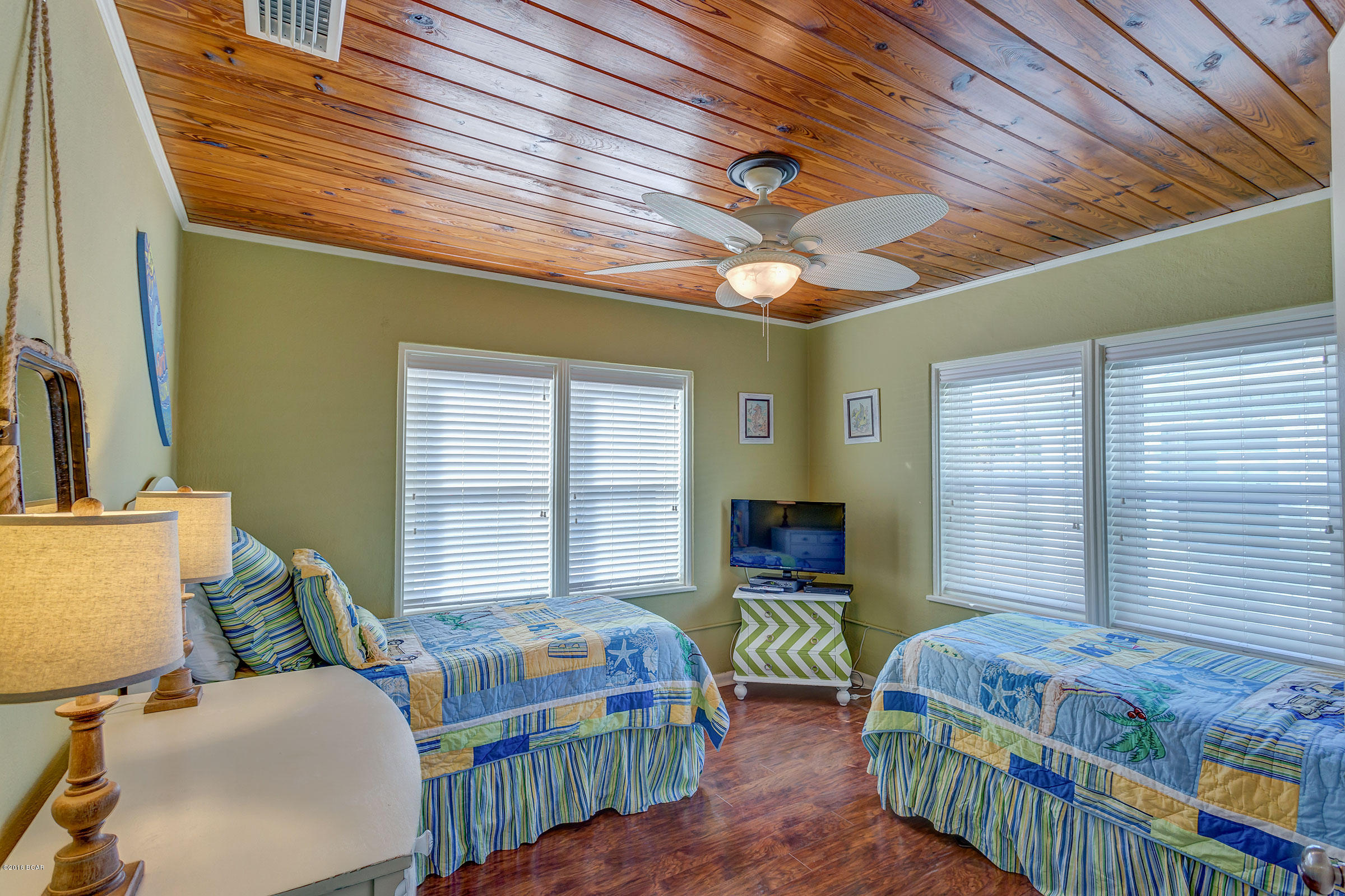 Laguna Beach Estates 2nd Add - Residential