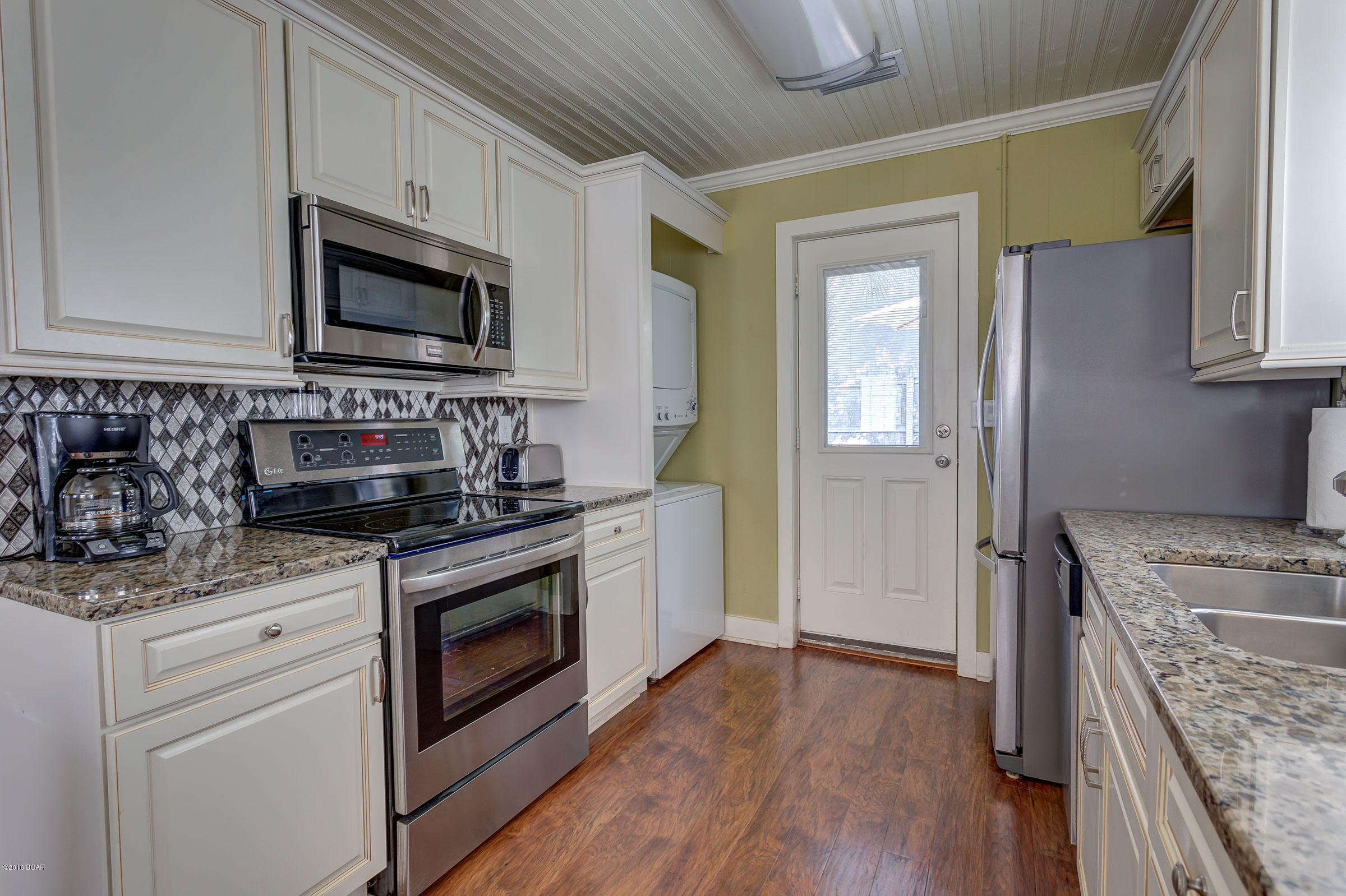 Laguna Beach Estates 2nd Add - Residential