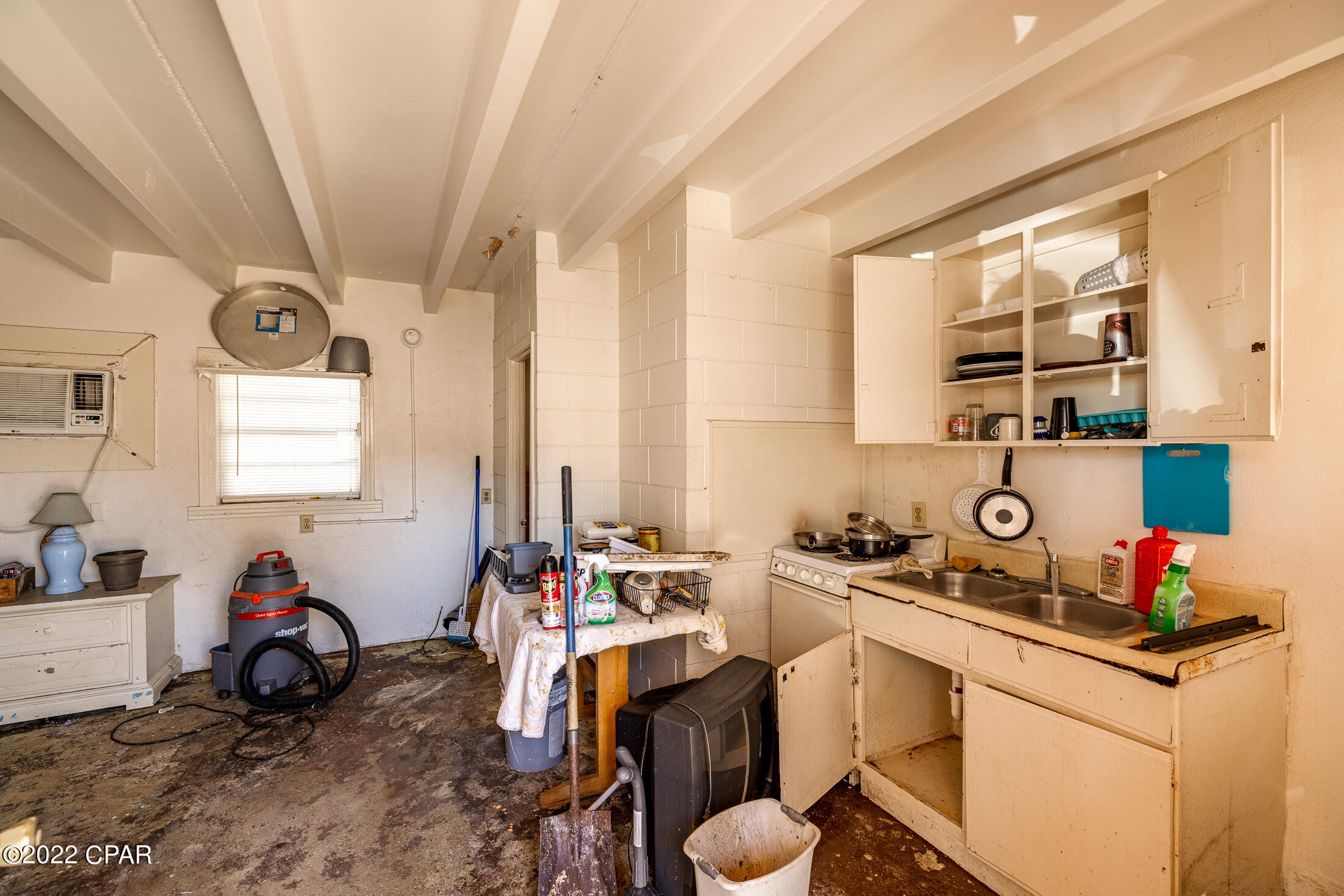 Long Beach - Commercial Sale