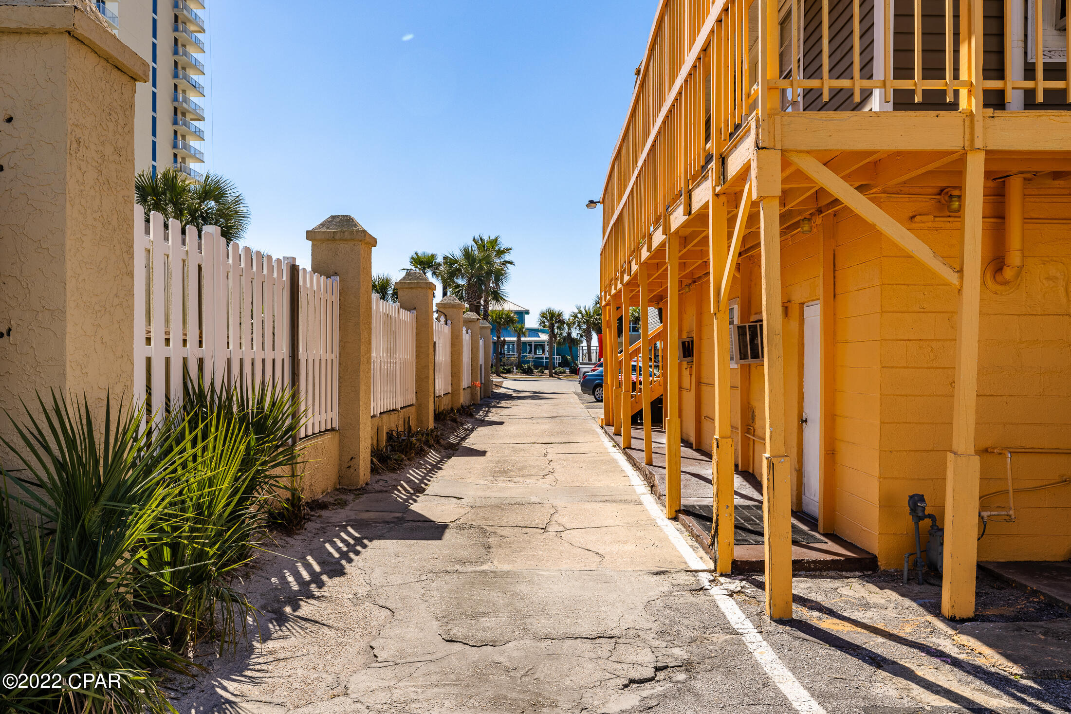 Long Beach - Commercial Sale