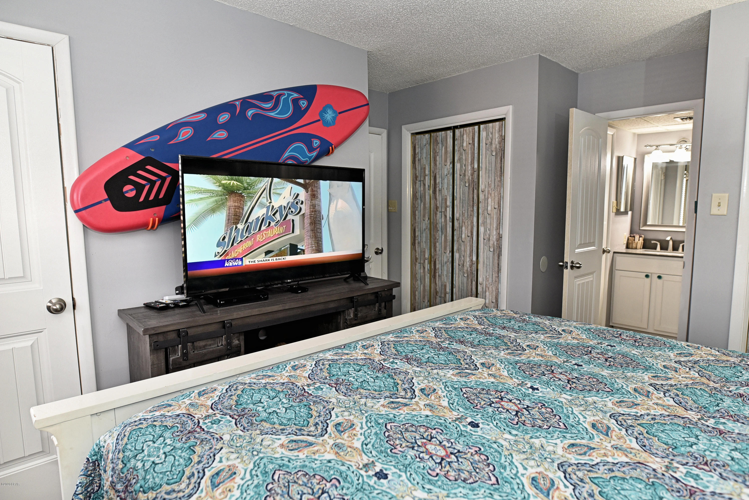 Leeward/Windward Condo - Residential