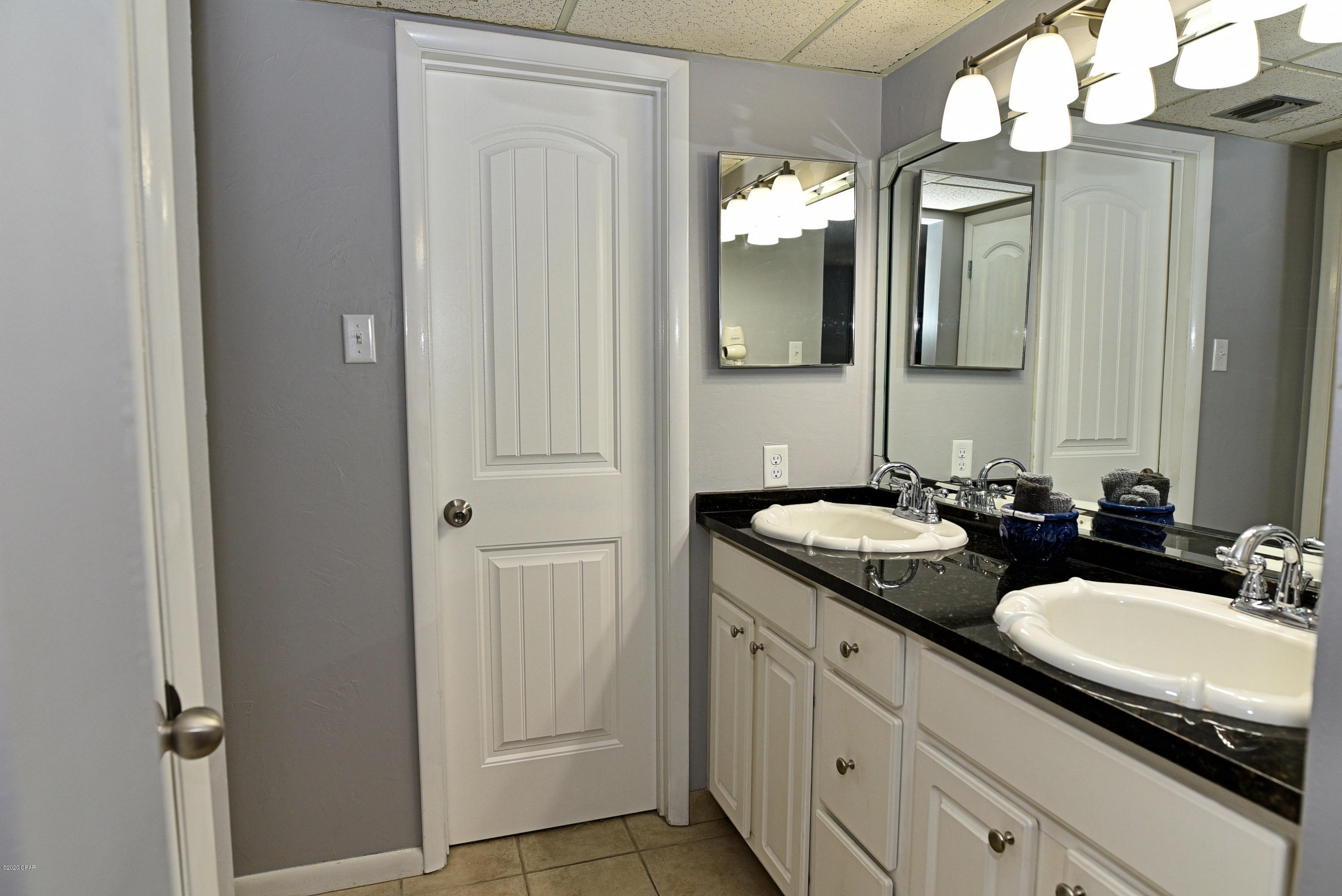 Leeward/Windward Condo - Residential