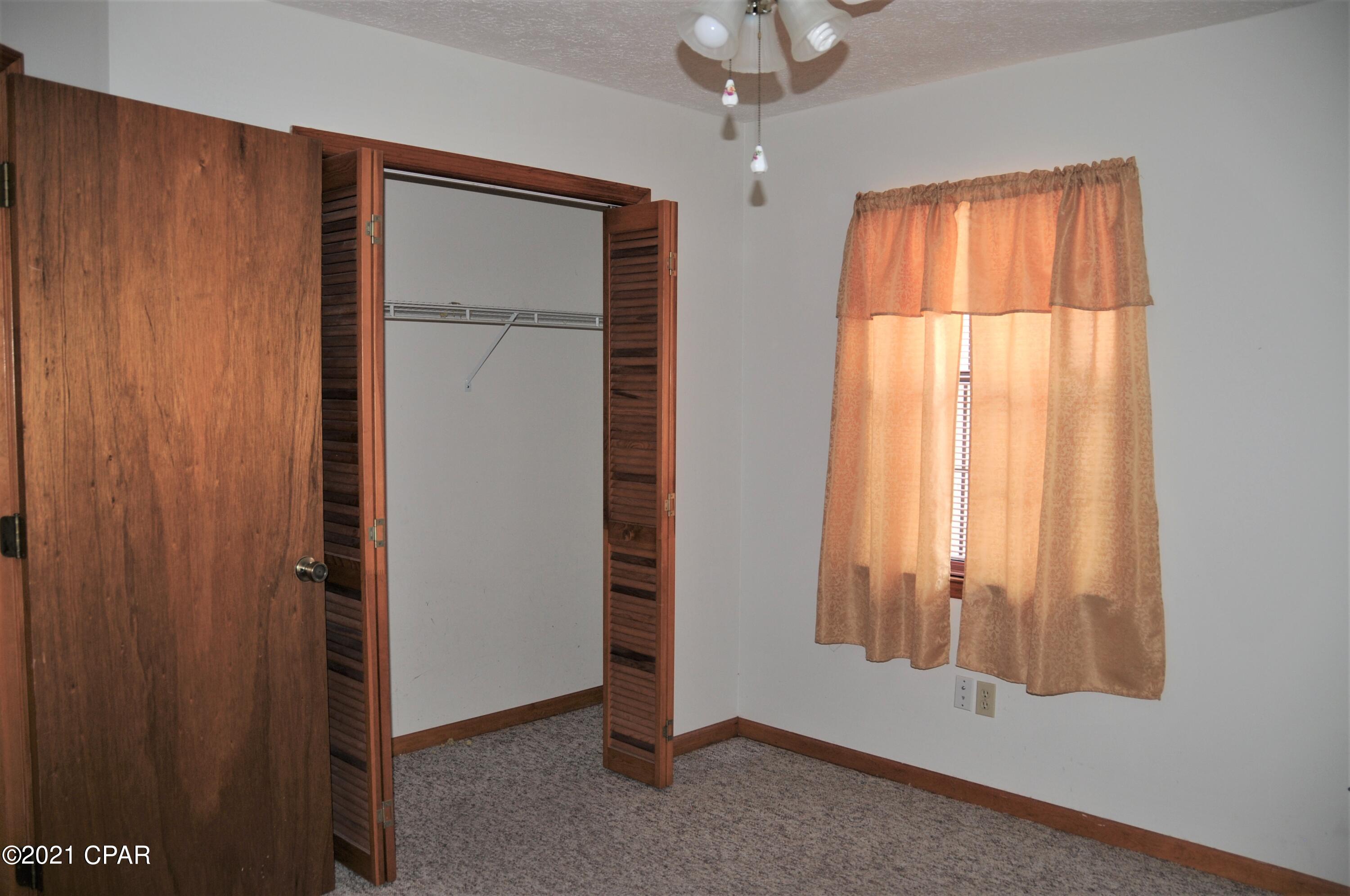 Shadow Bay Unt 3 & 4 - Residential