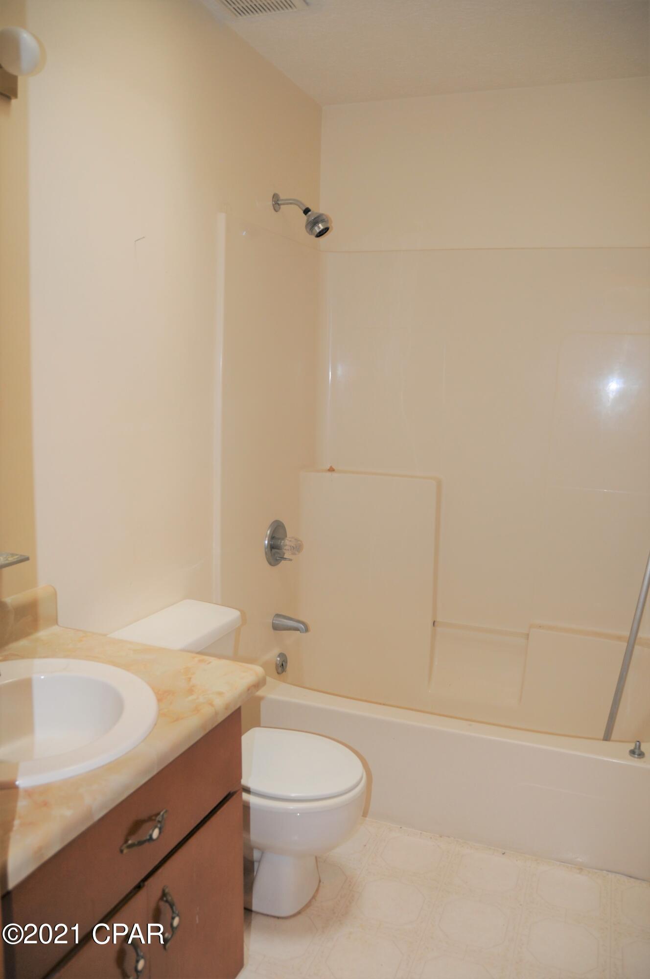 Shadow Bay Unt 3 & 4 - Residential